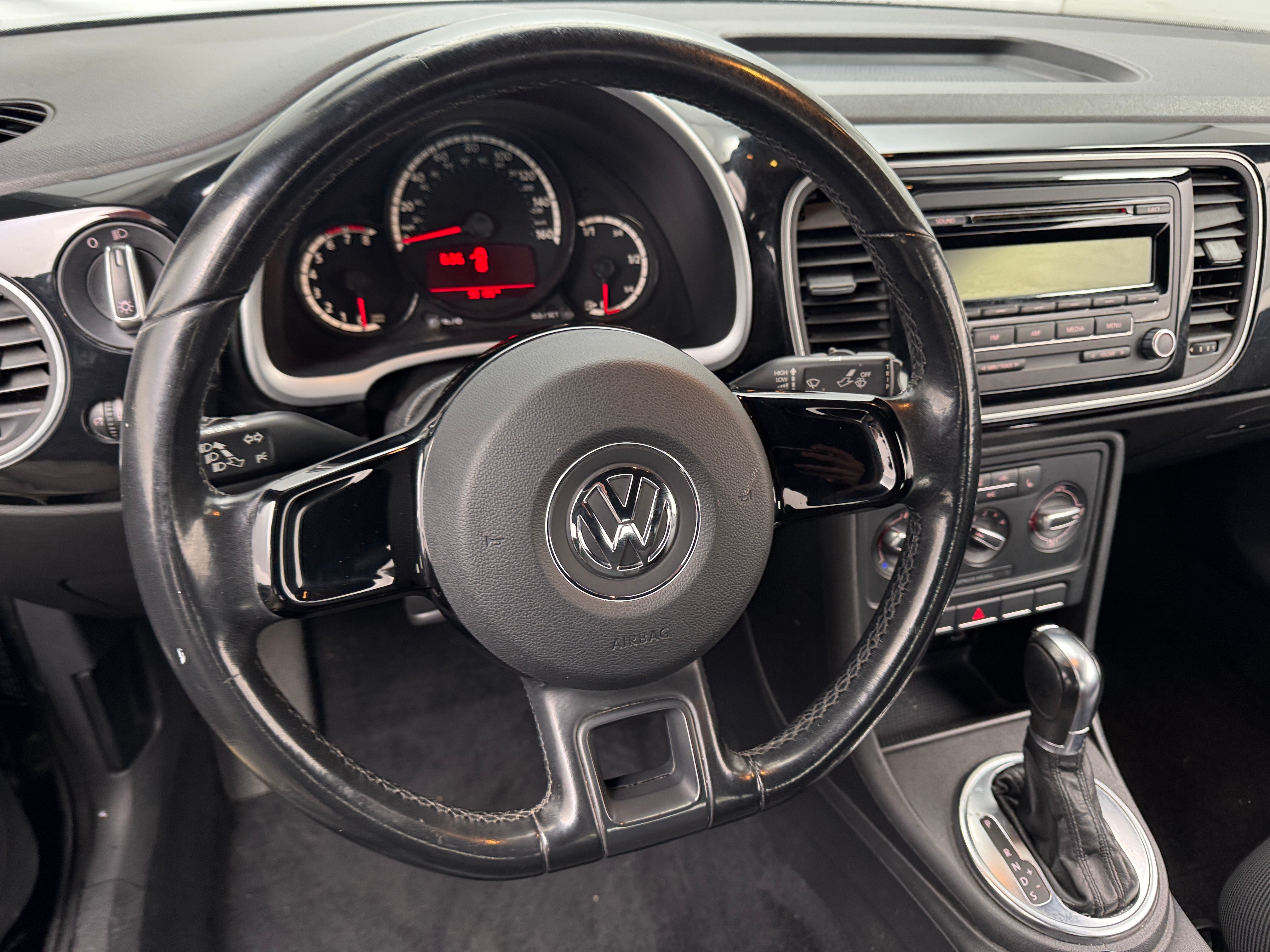 2013 Volkswagen Beetle  5