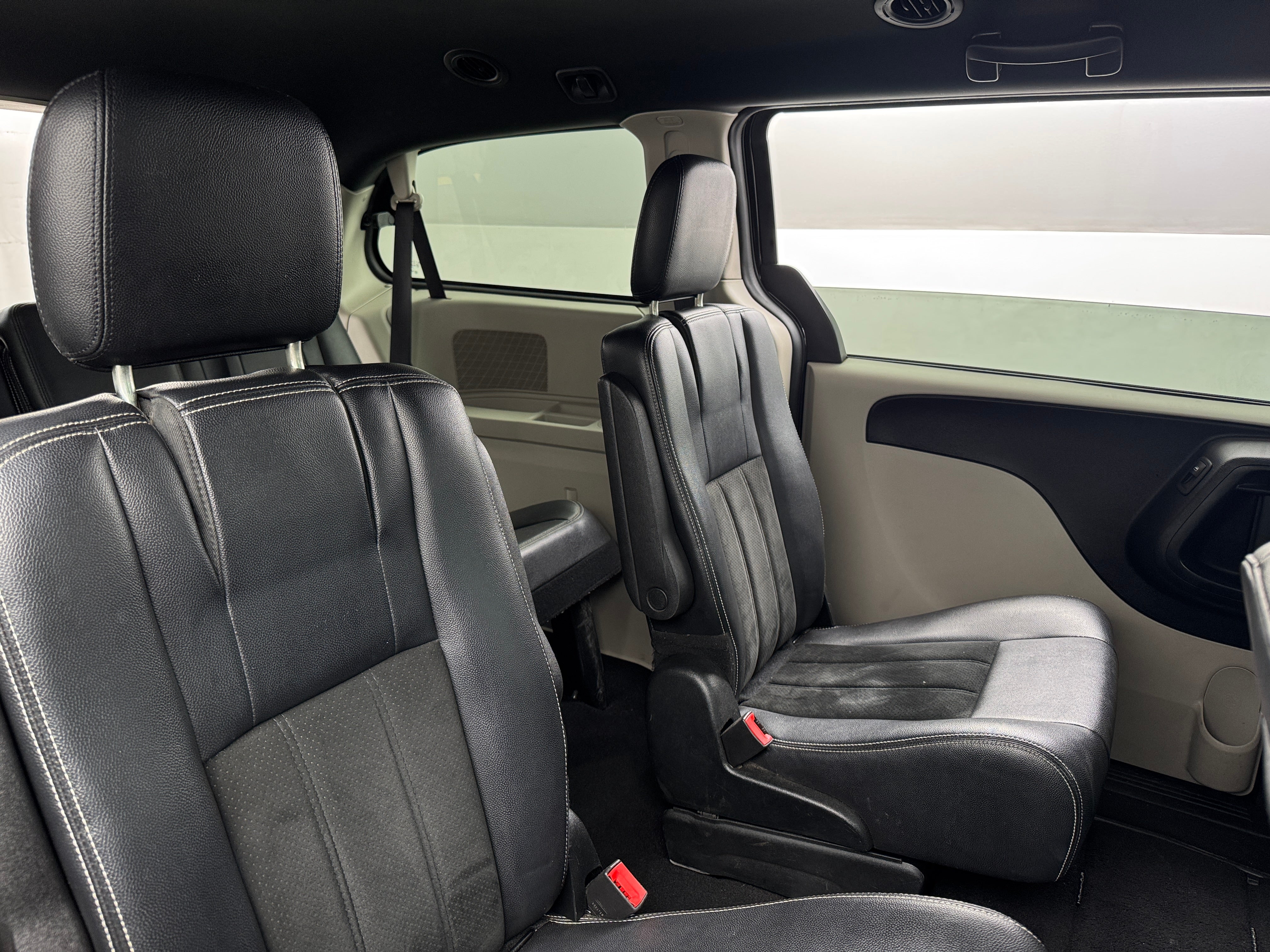 2017 Dodge Grand Caravan SXT 6