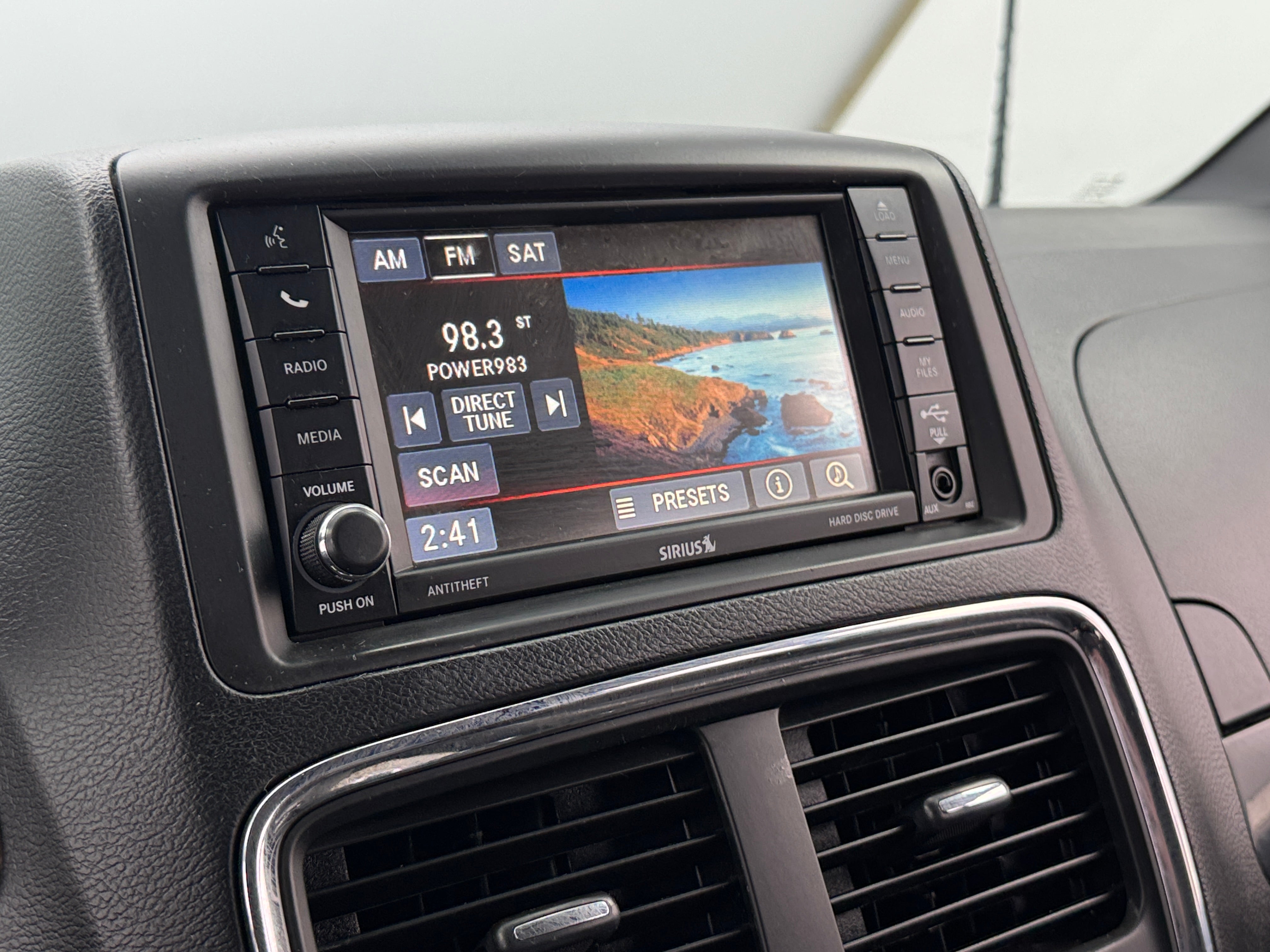 2017 Dodge Grand Caravan SXT 4