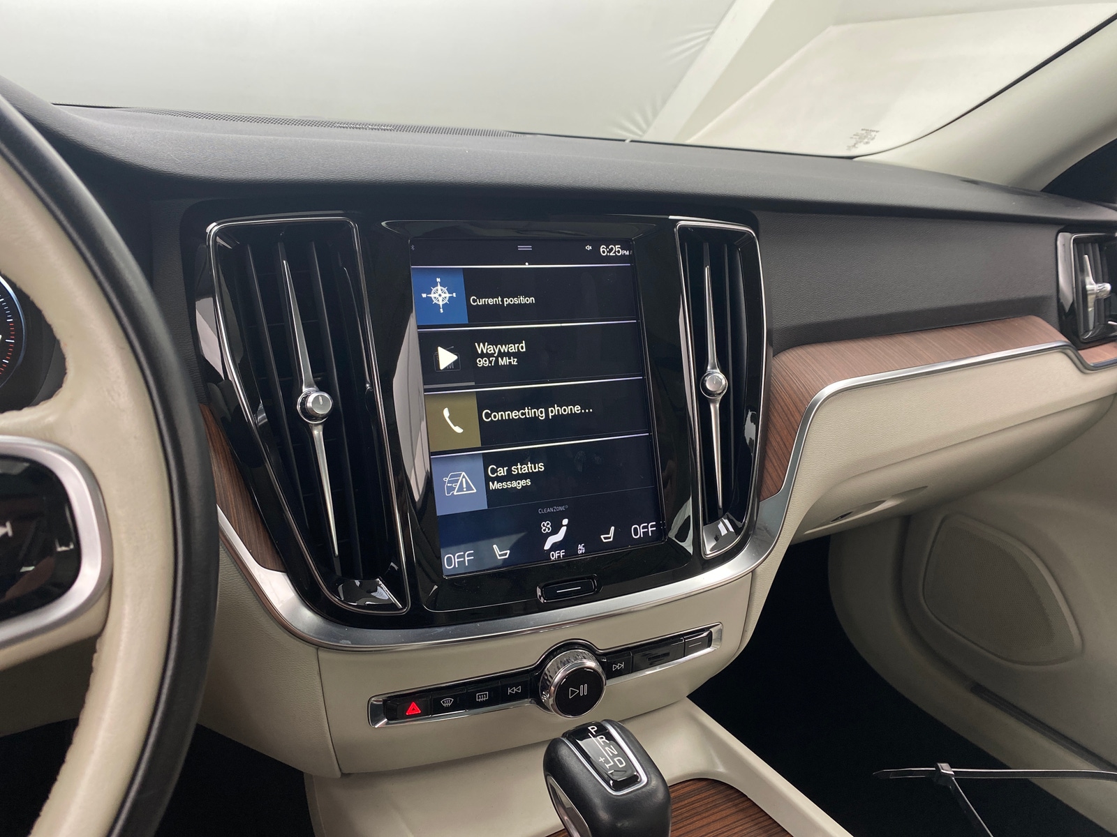 Thumbnail: 2019 Volvo S60 - 3