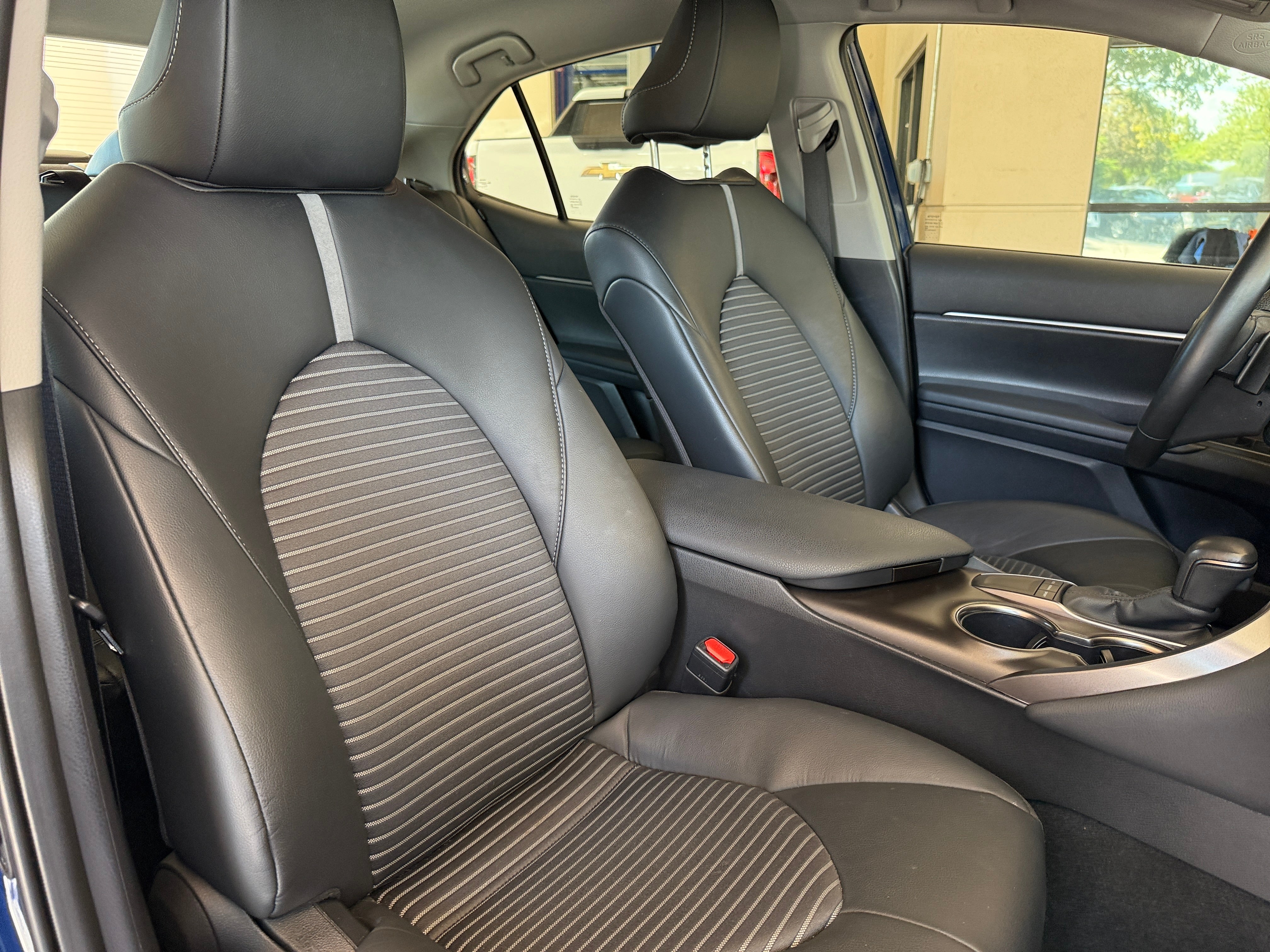 2024 Toyota Camry SE 2