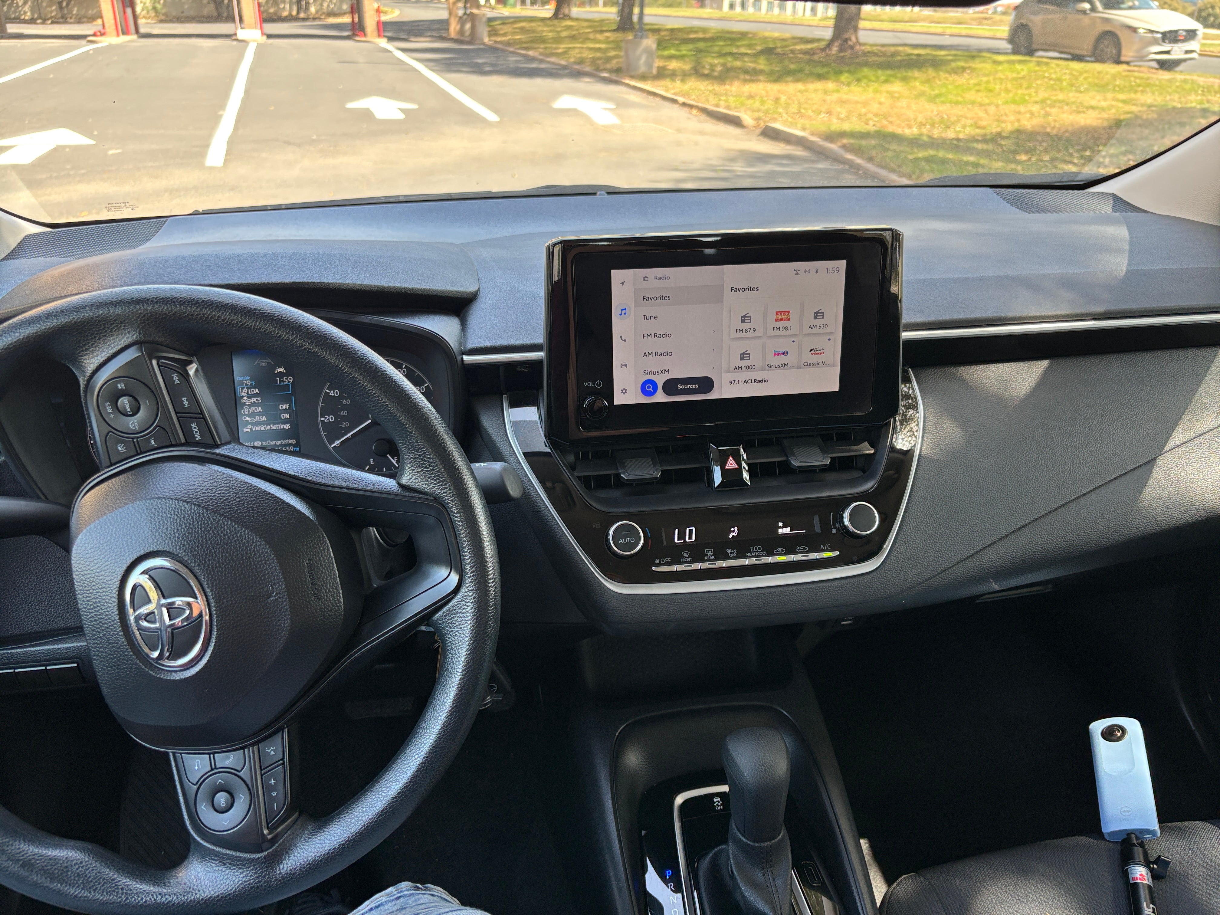 2024 Toyota Corolla LE 3