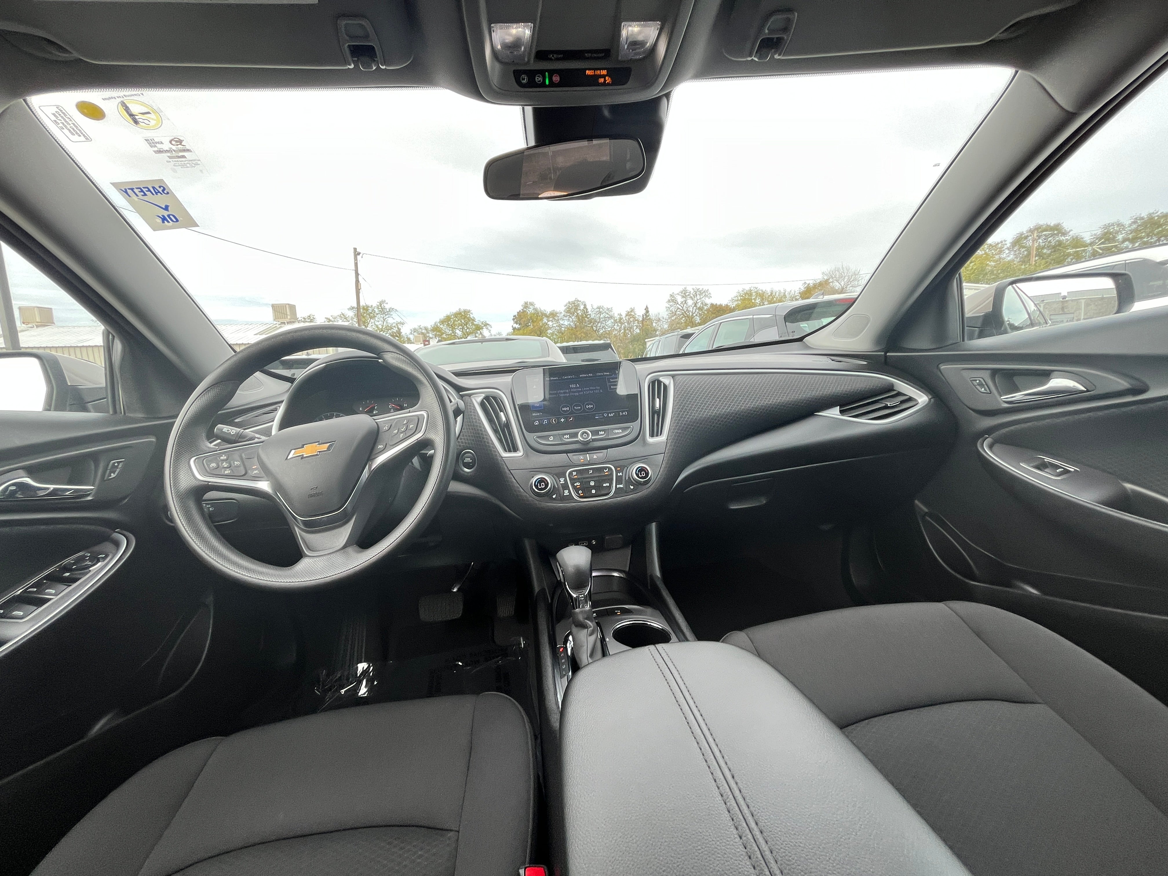 2024 Chevrolet Malibu LT 3