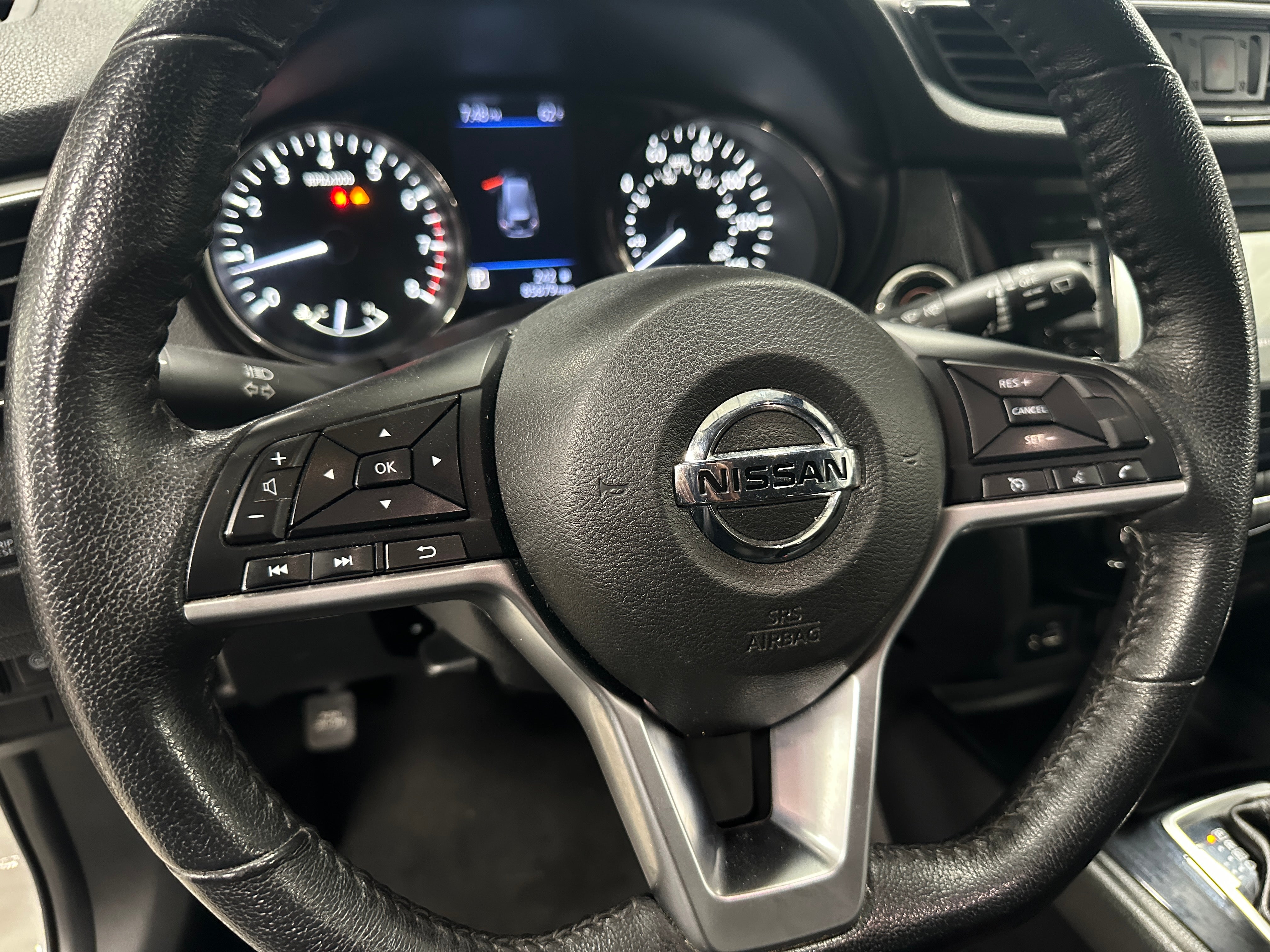 2020 Nissan Rogue SV 5