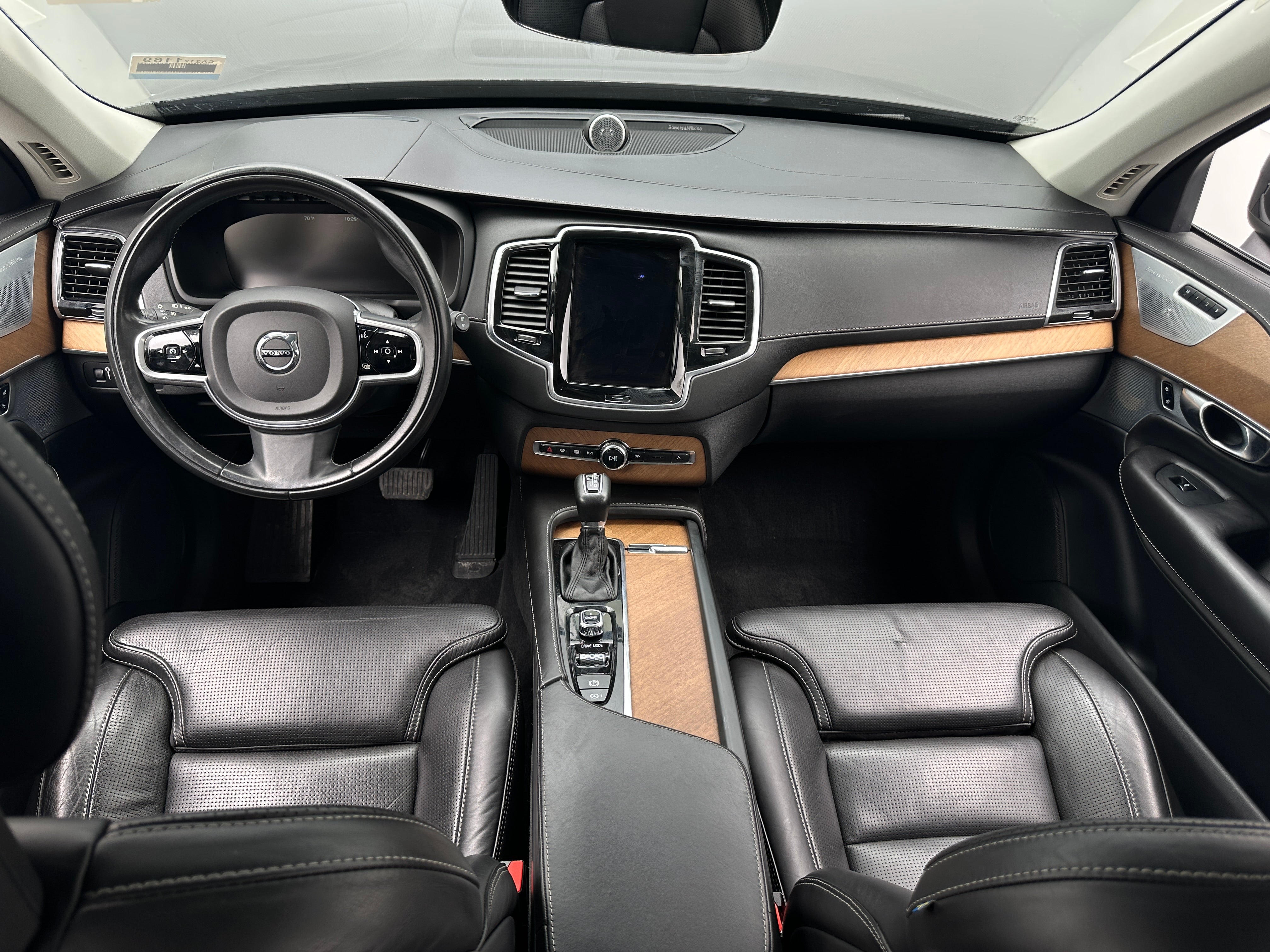 2017 Volvo XC90 T6 Inscription 2