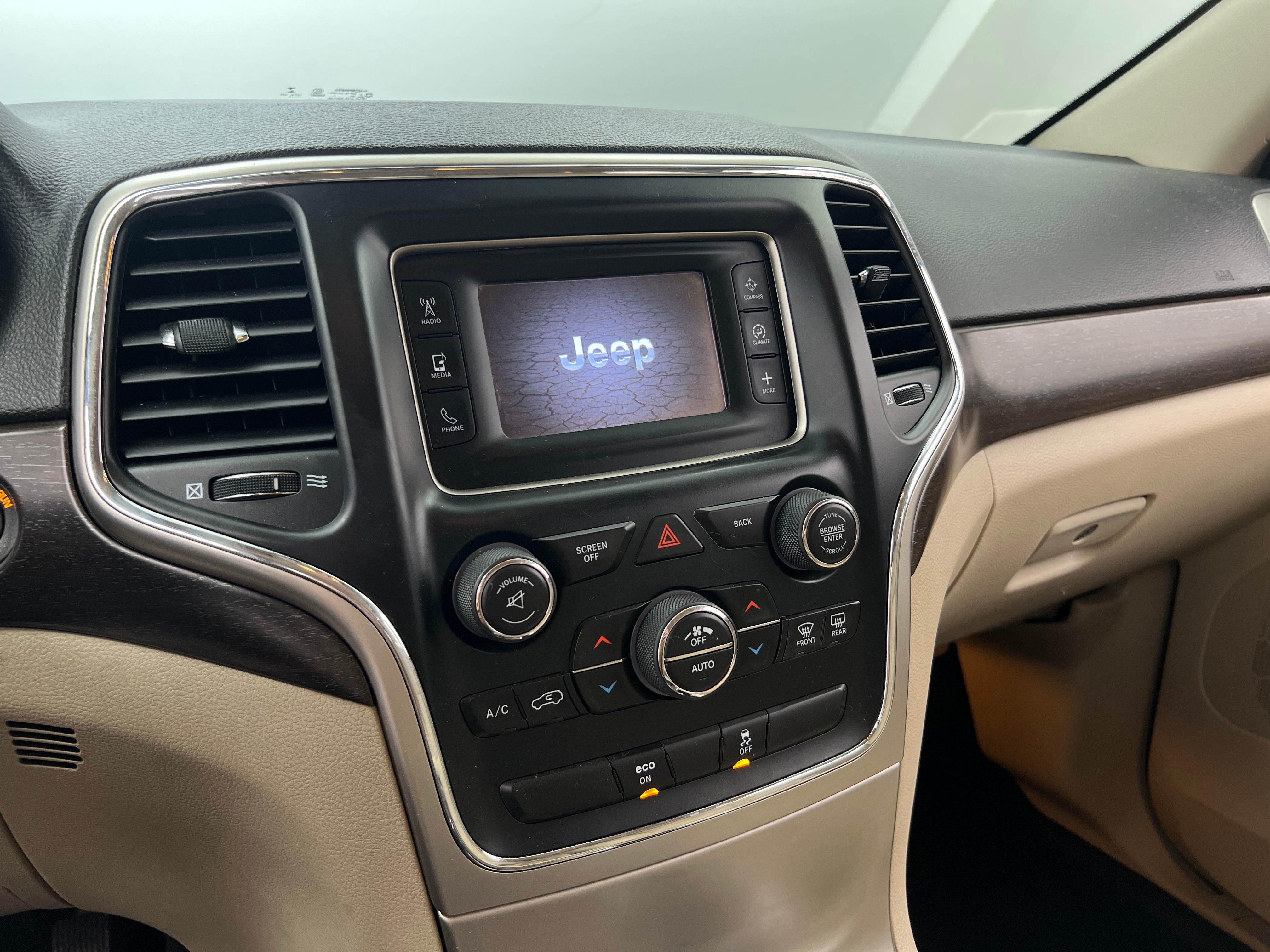2014 Jeep Grand Cherokee Laredo 4