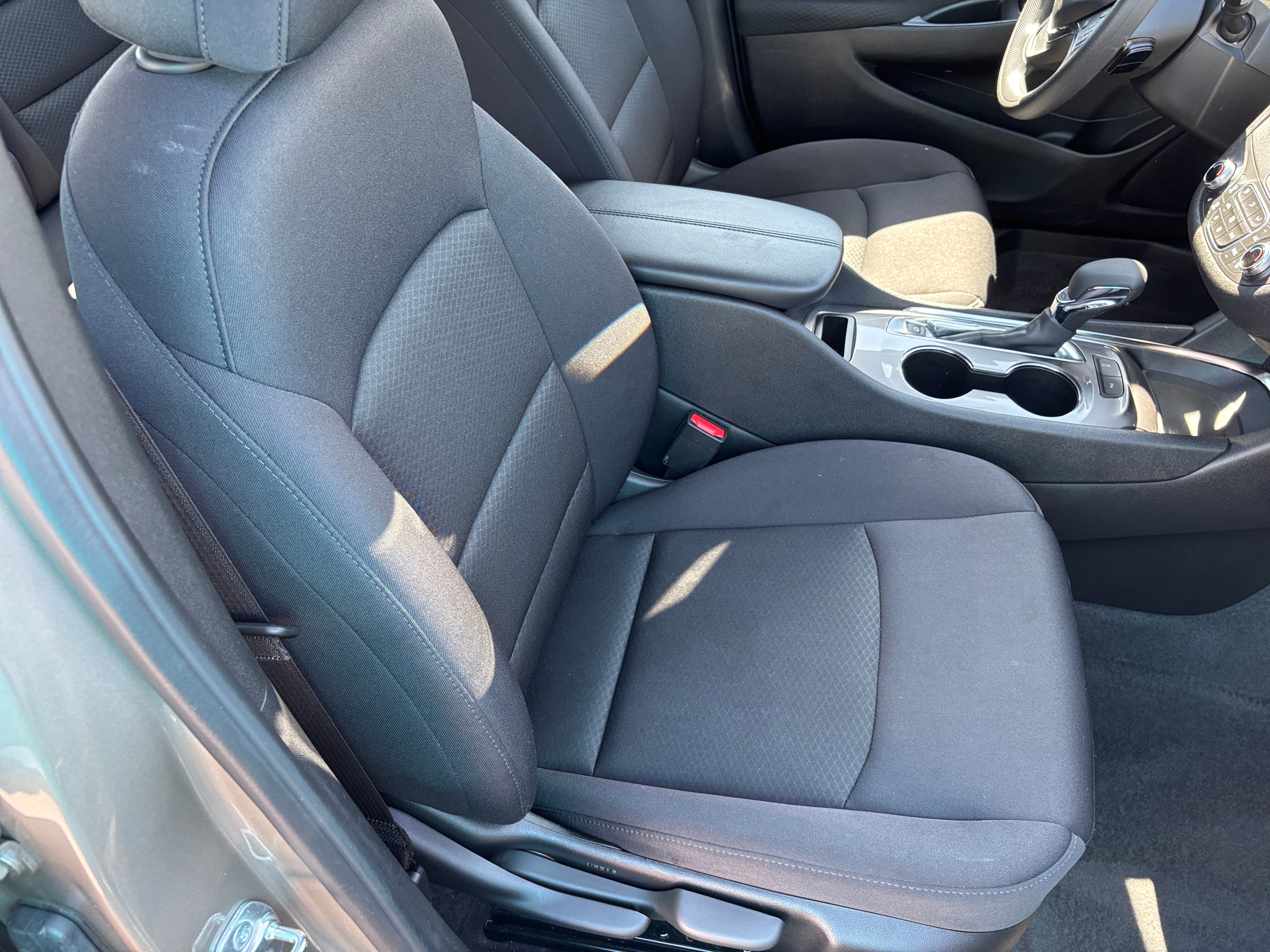 2024 Chevrolet Malibu LT 2