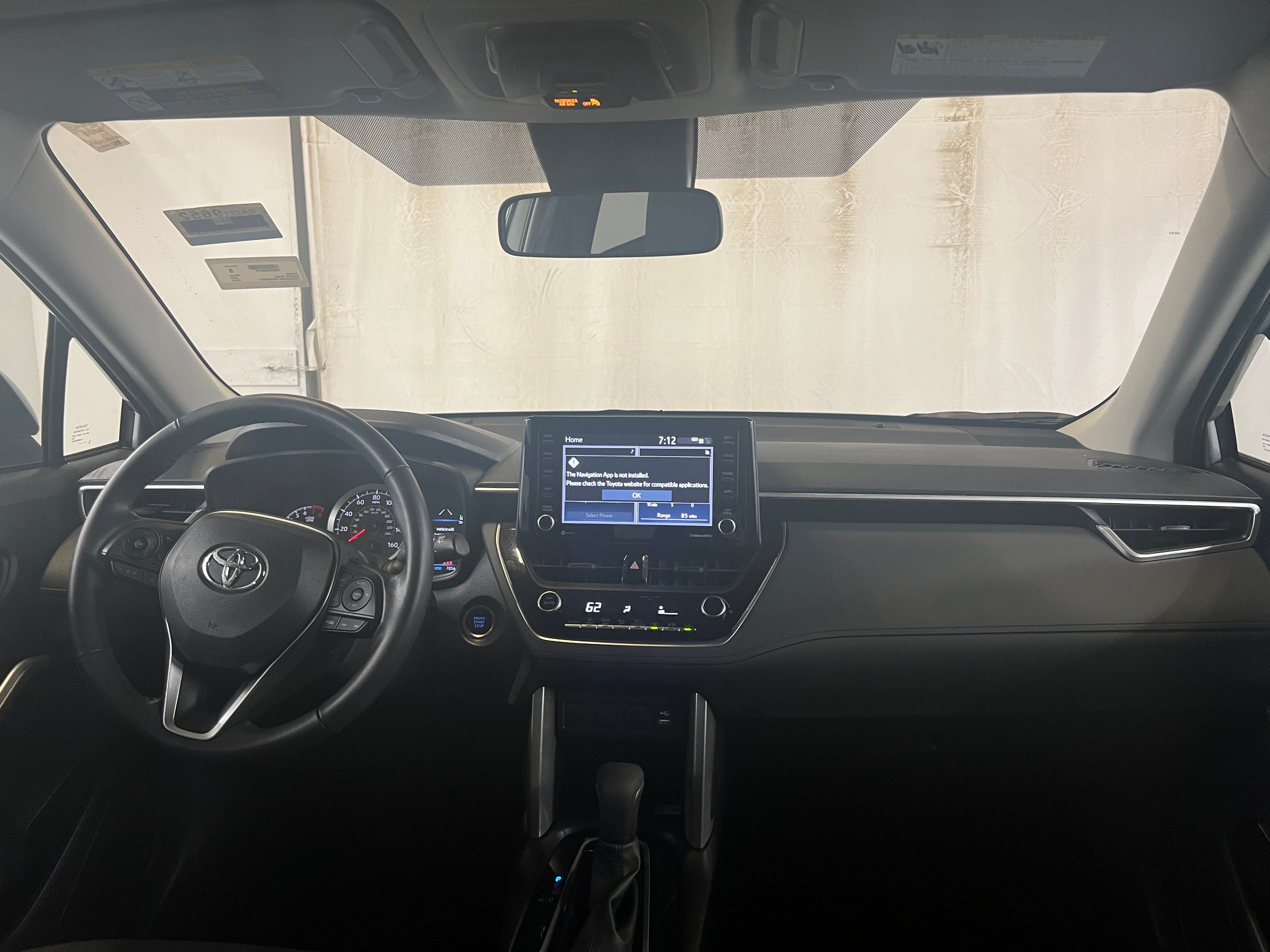 2022 Toyota Corolla Cross LE 3