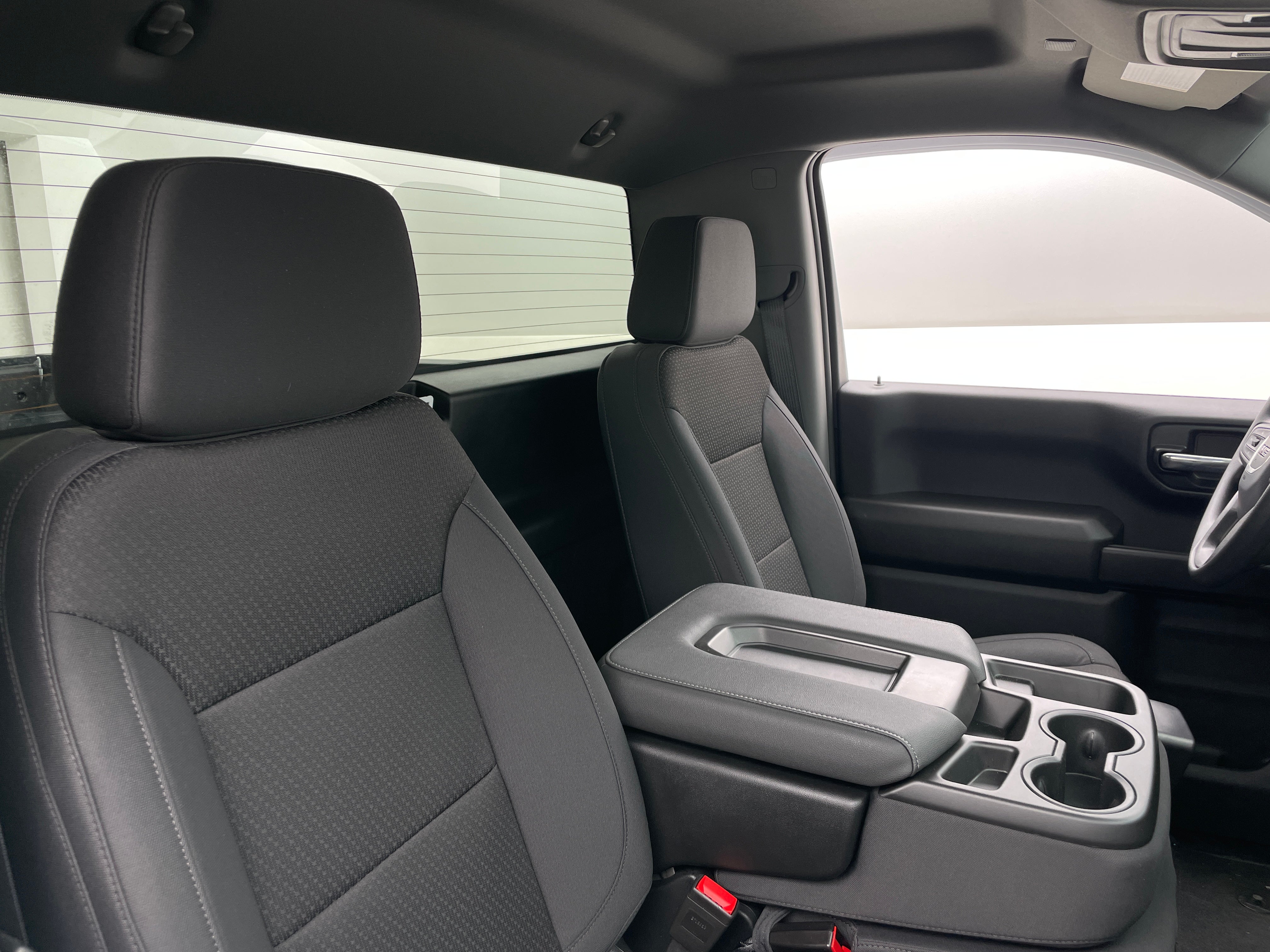 2024 GMC Sierra 1500 Pro 2