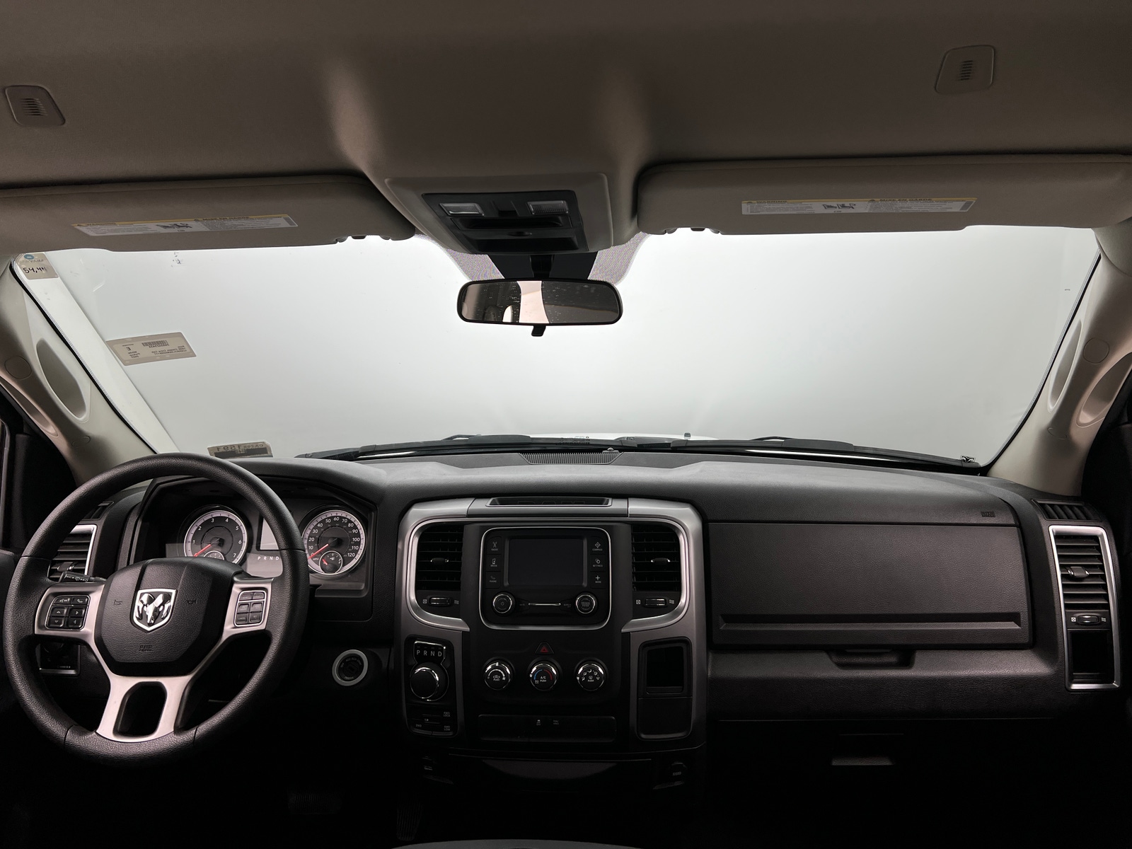 Thumbnail: 2022 RAM 1500 Classic - 3