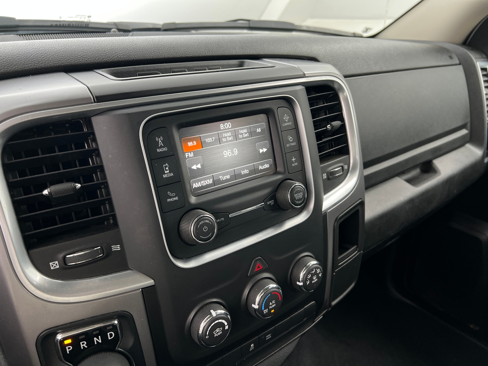 Thumbnail: 2022 RAM 1500 Classic - 4