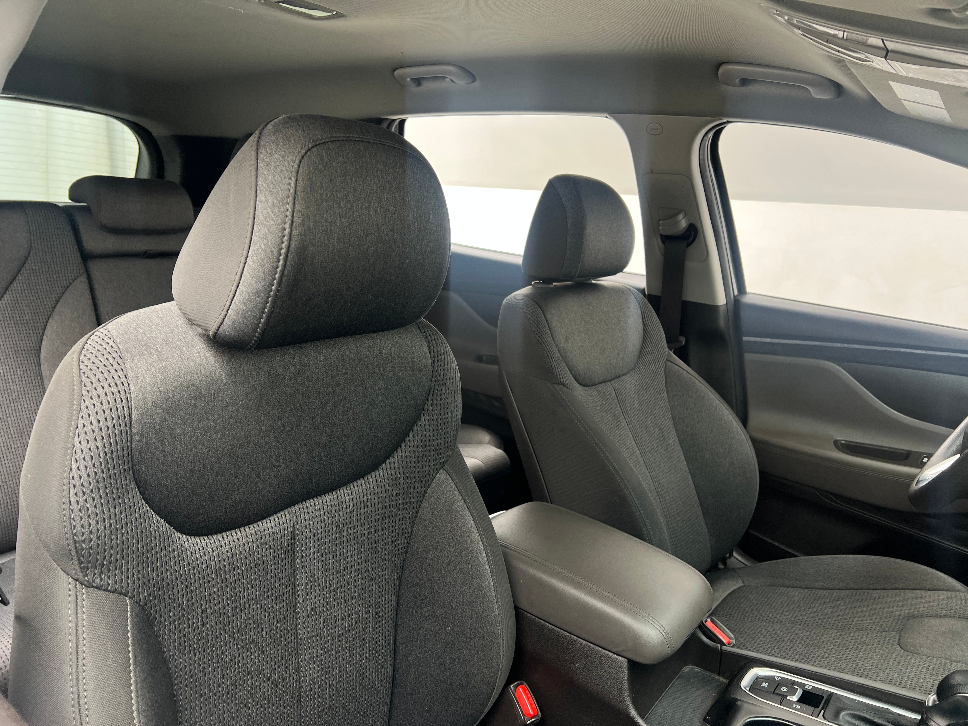 2020 Hyundai Santa Fe SEL 2