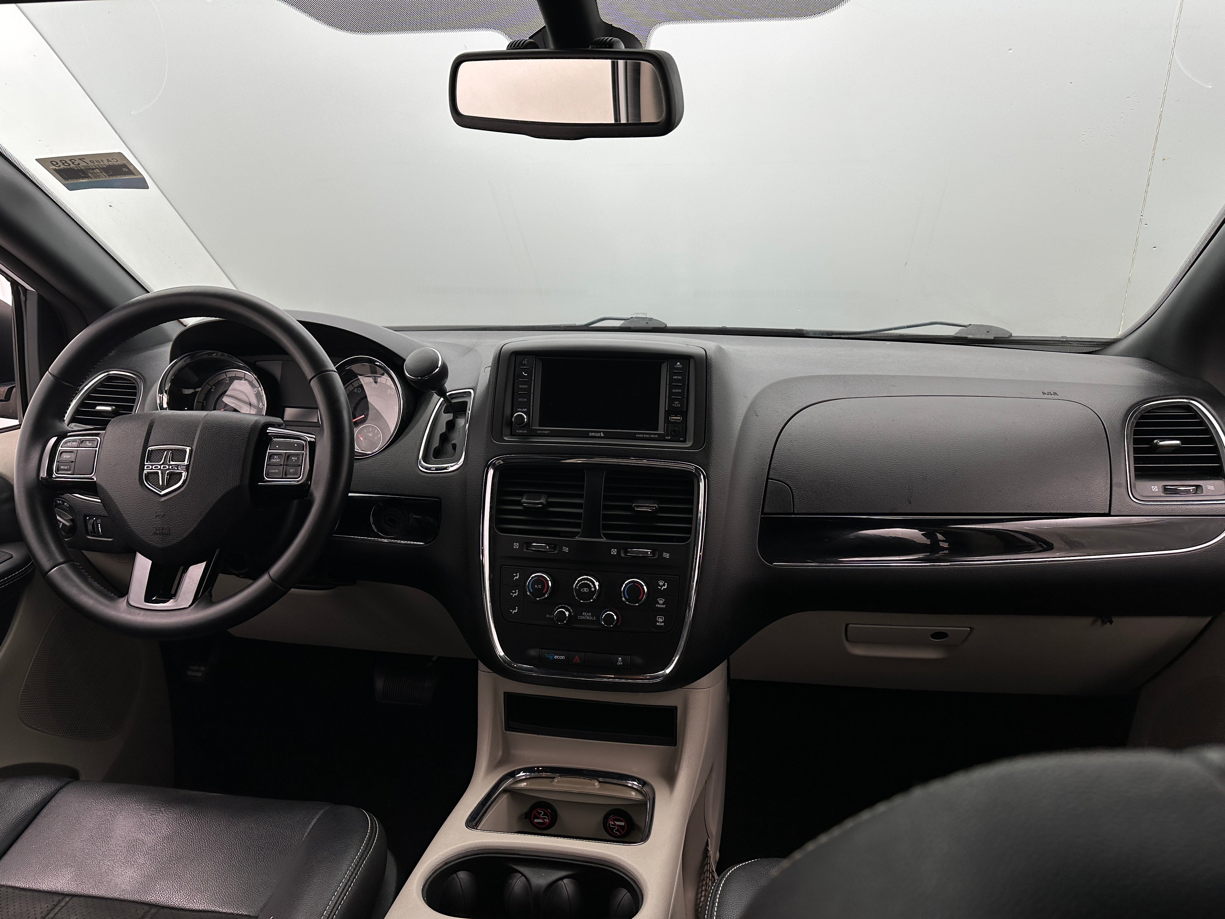 2019 Dodge Grand Caravan SXT 3