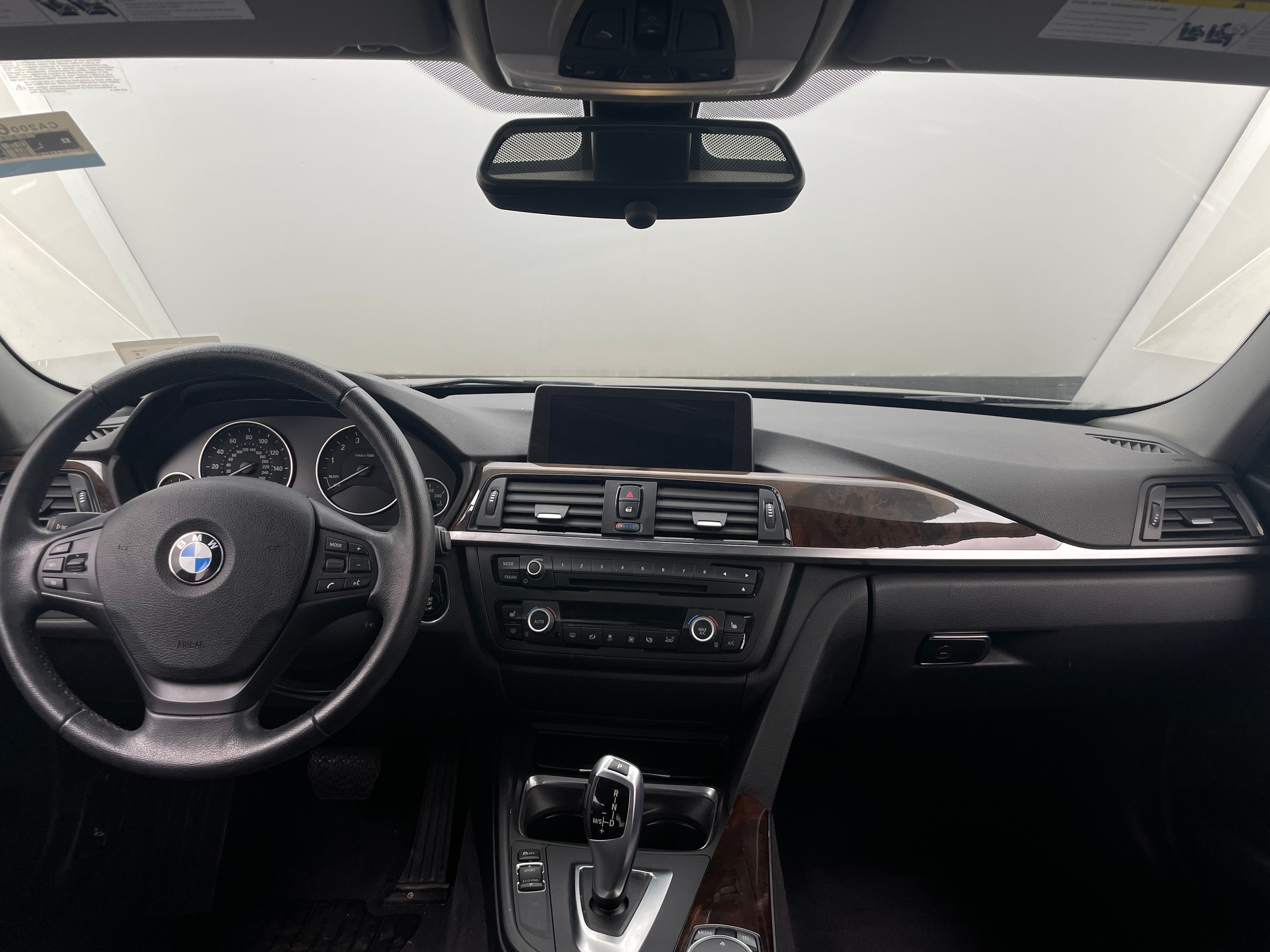 2015 BMW 3 Series 320i xDrive 2