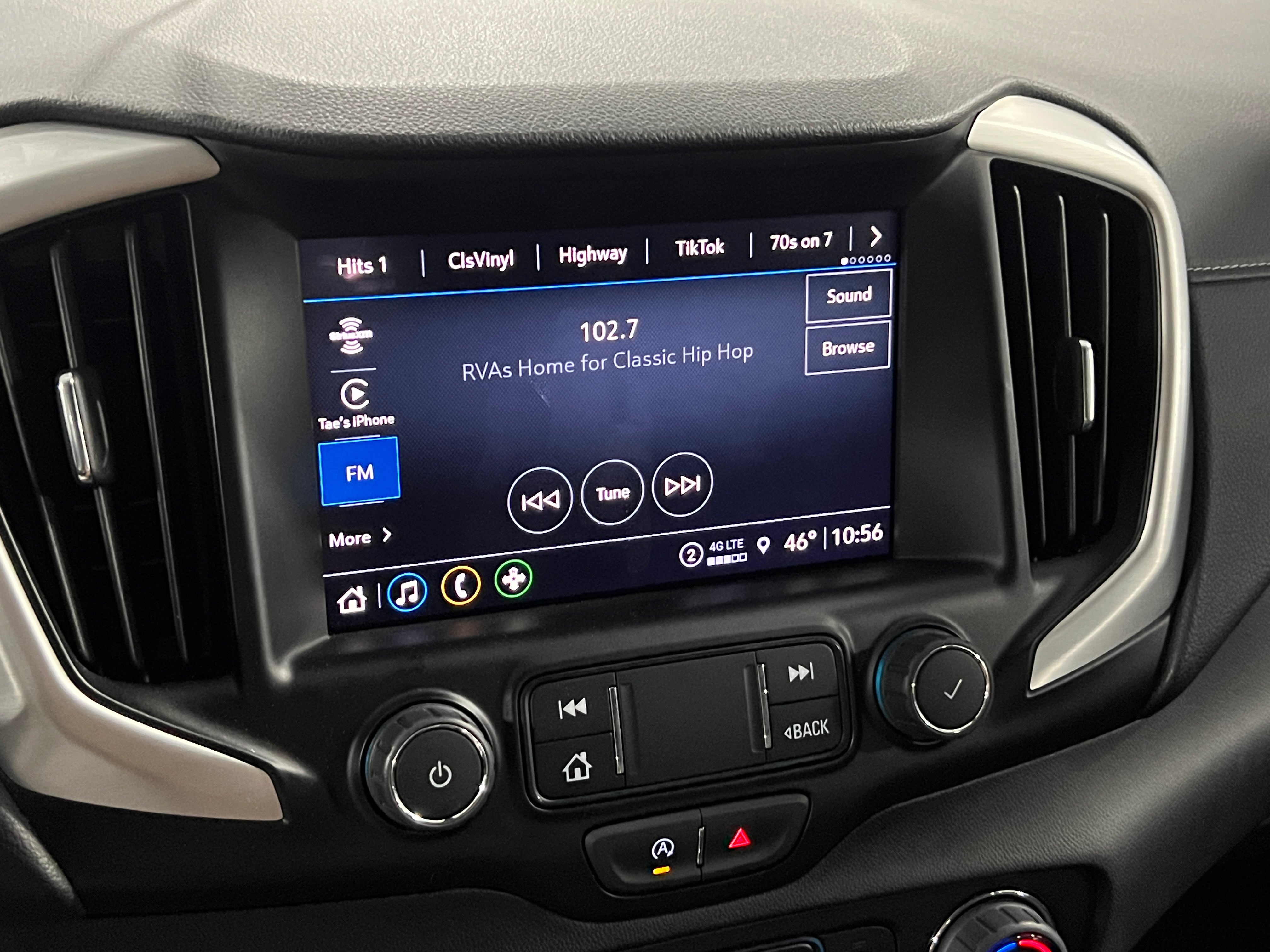 2024 GMC Terrain SLT 3