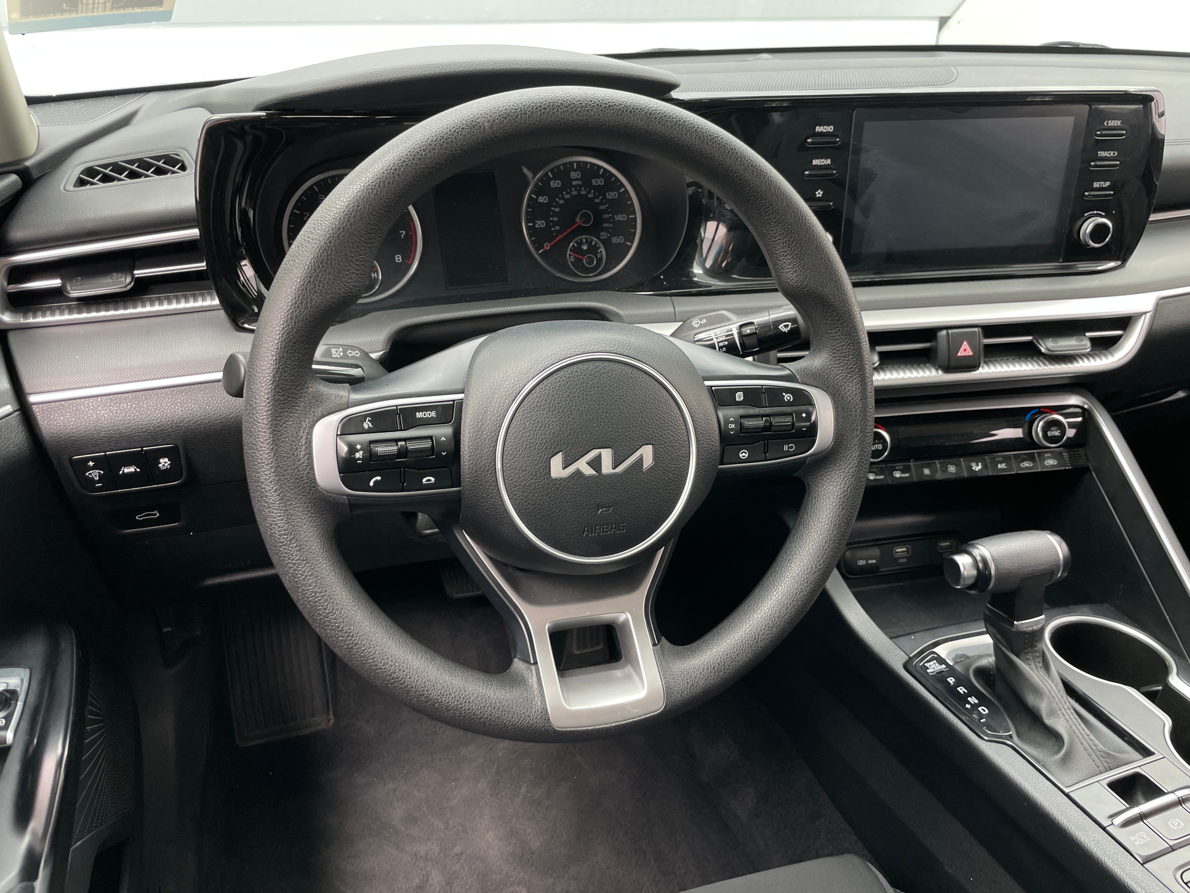2023 Kia K5 LXS 5