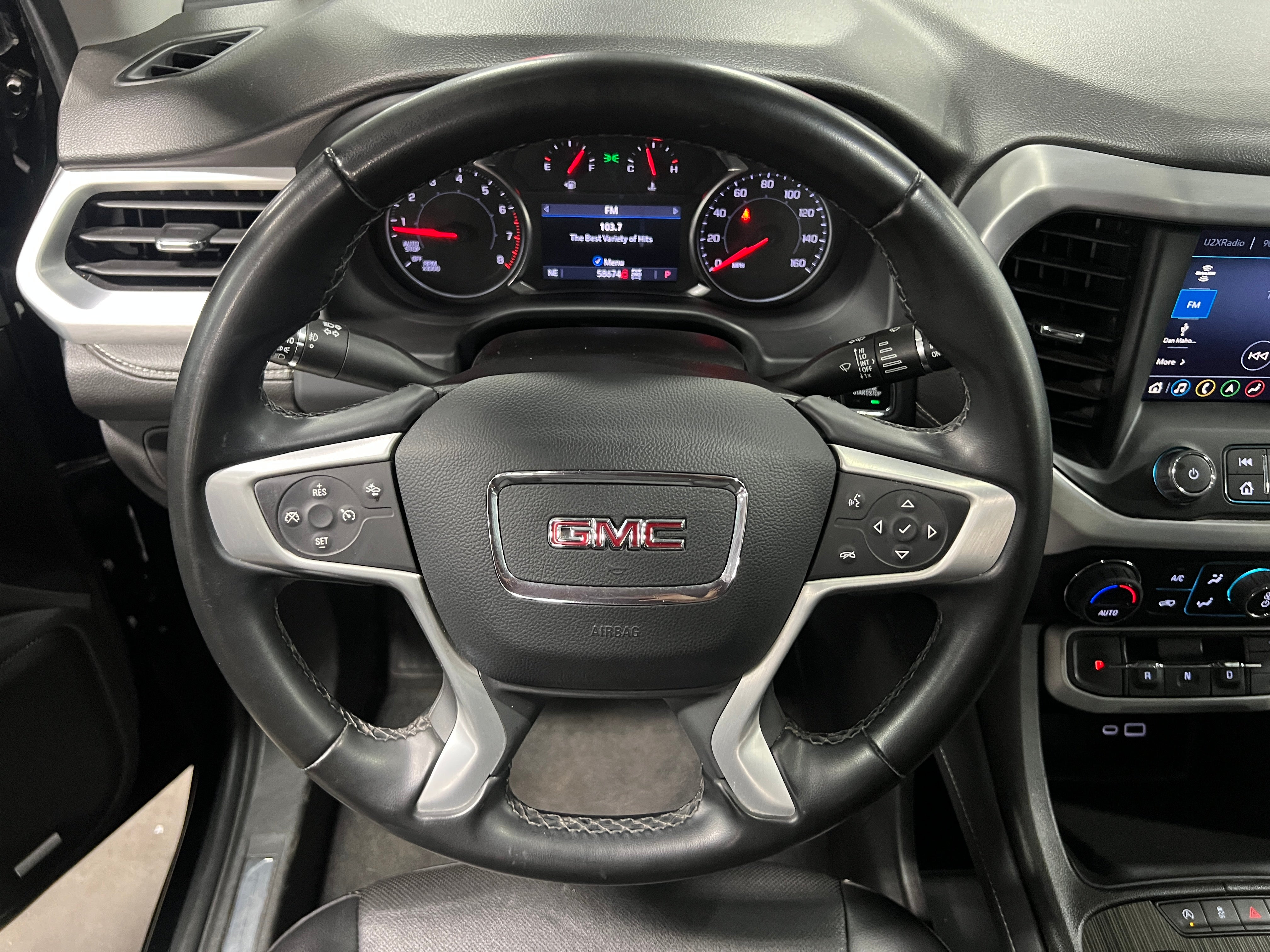 2023 GMC Acadia SLT 5