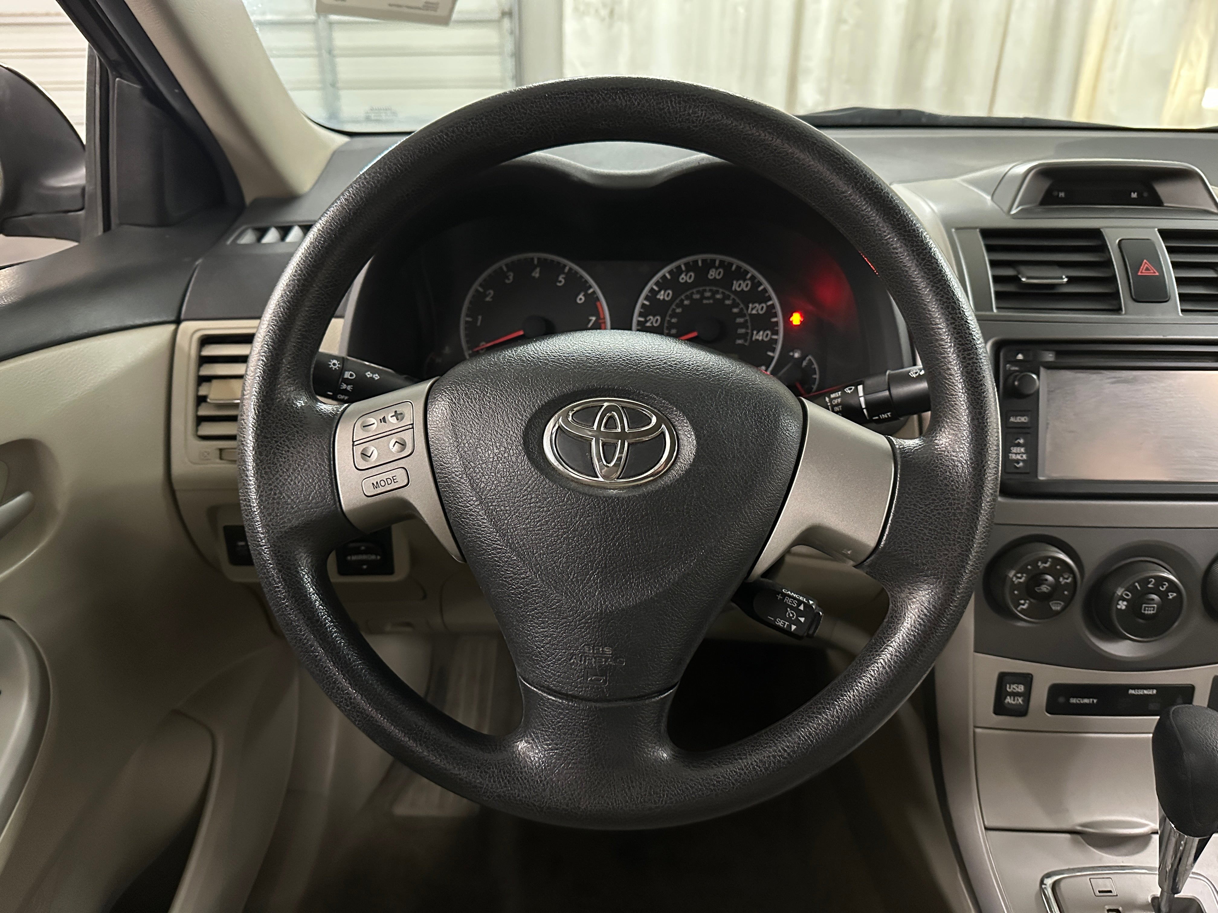 2013 Toyota Corolla LE 5