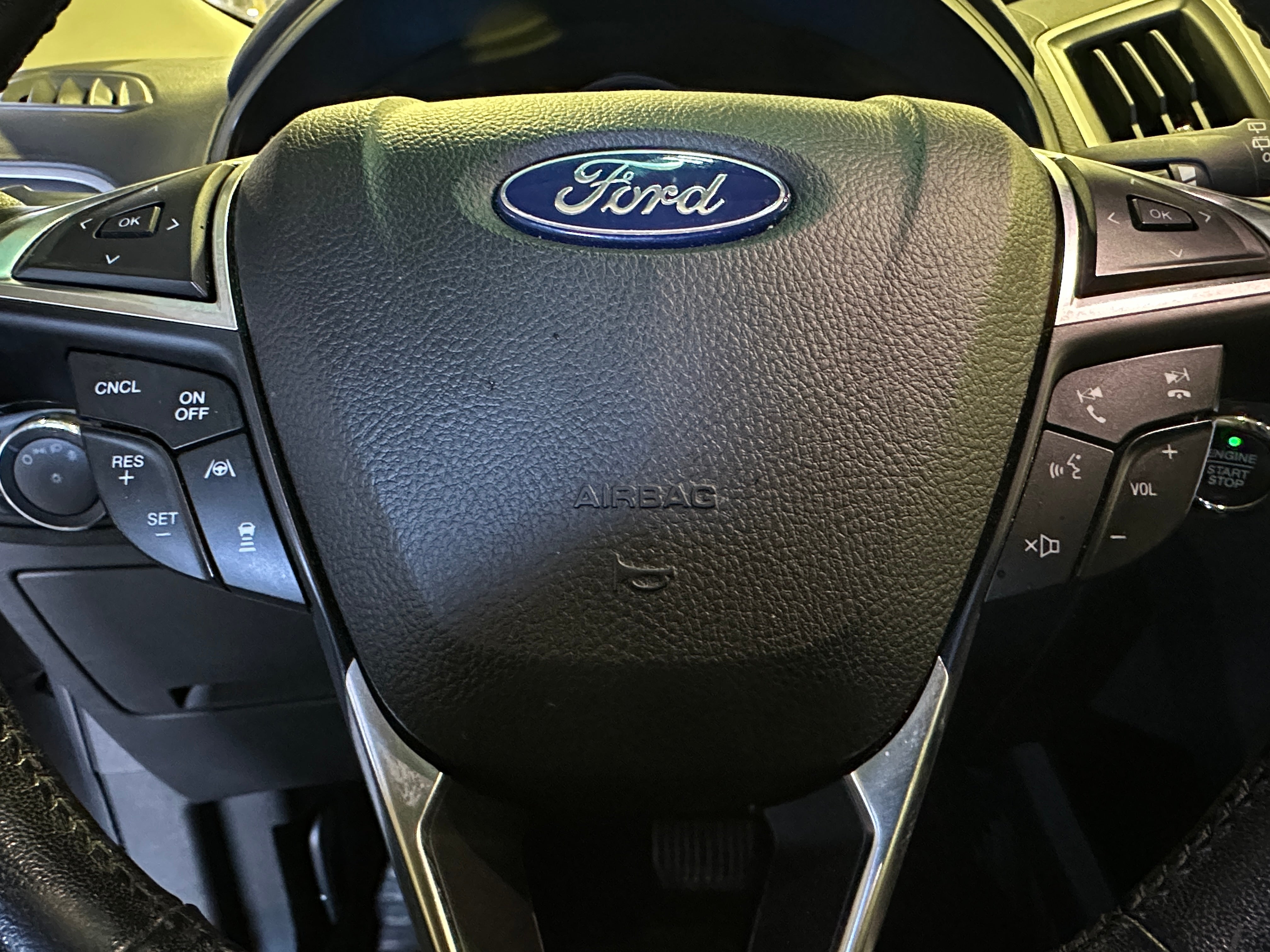2022 Ford Edge SEL 5