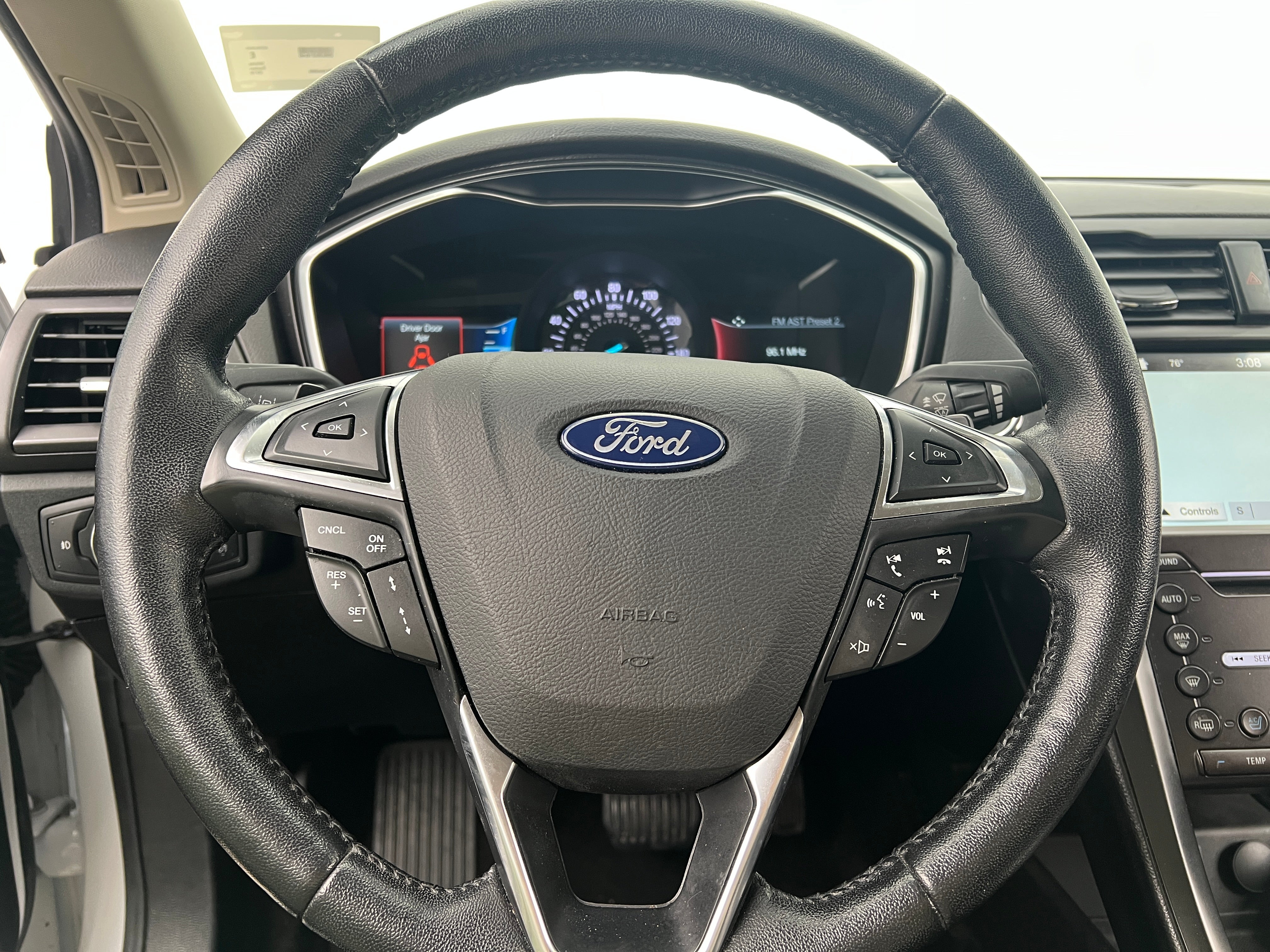 2019 Ford Fusion Titanium 4