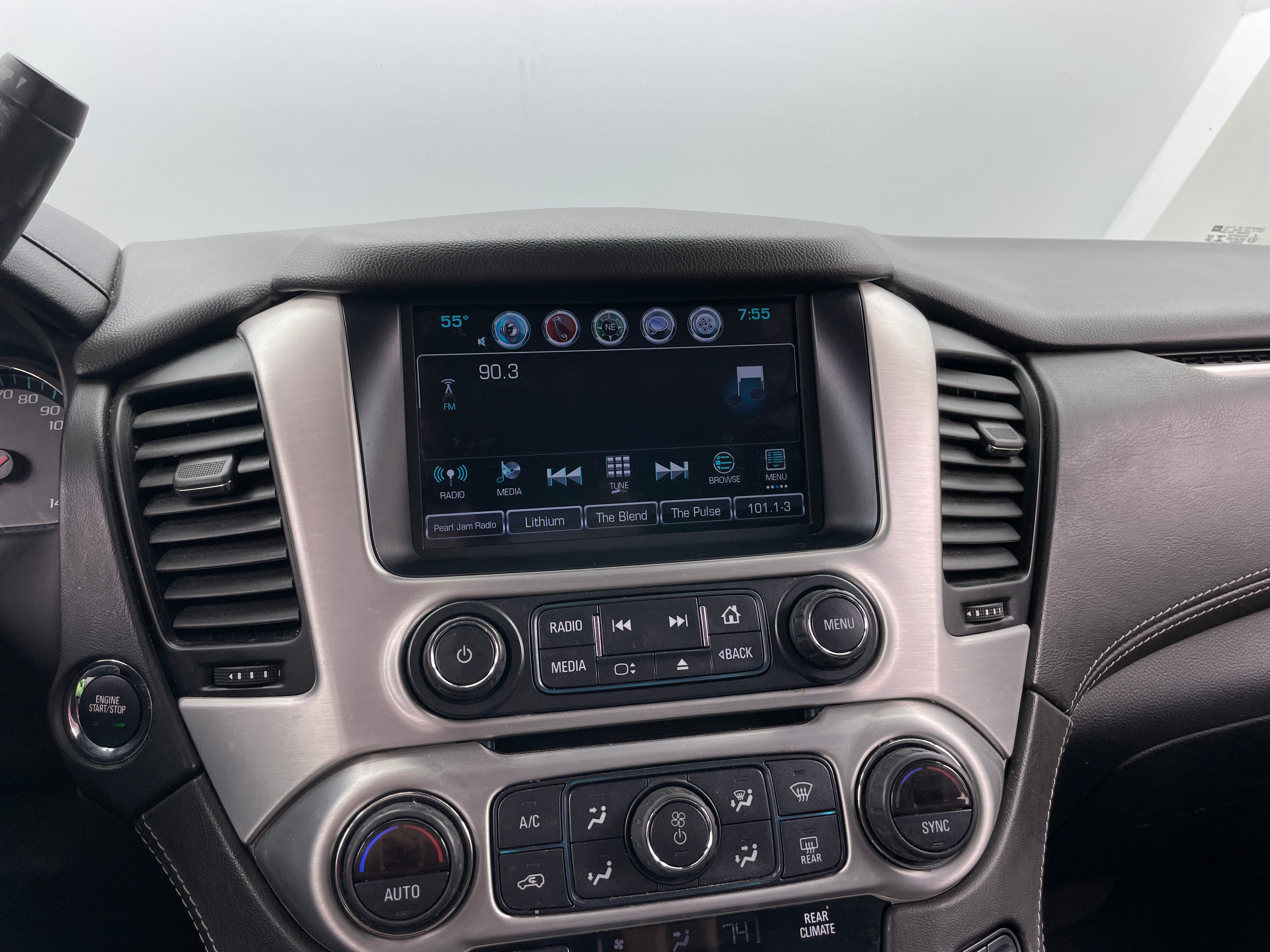 2020 GMC Yukon SLT 3