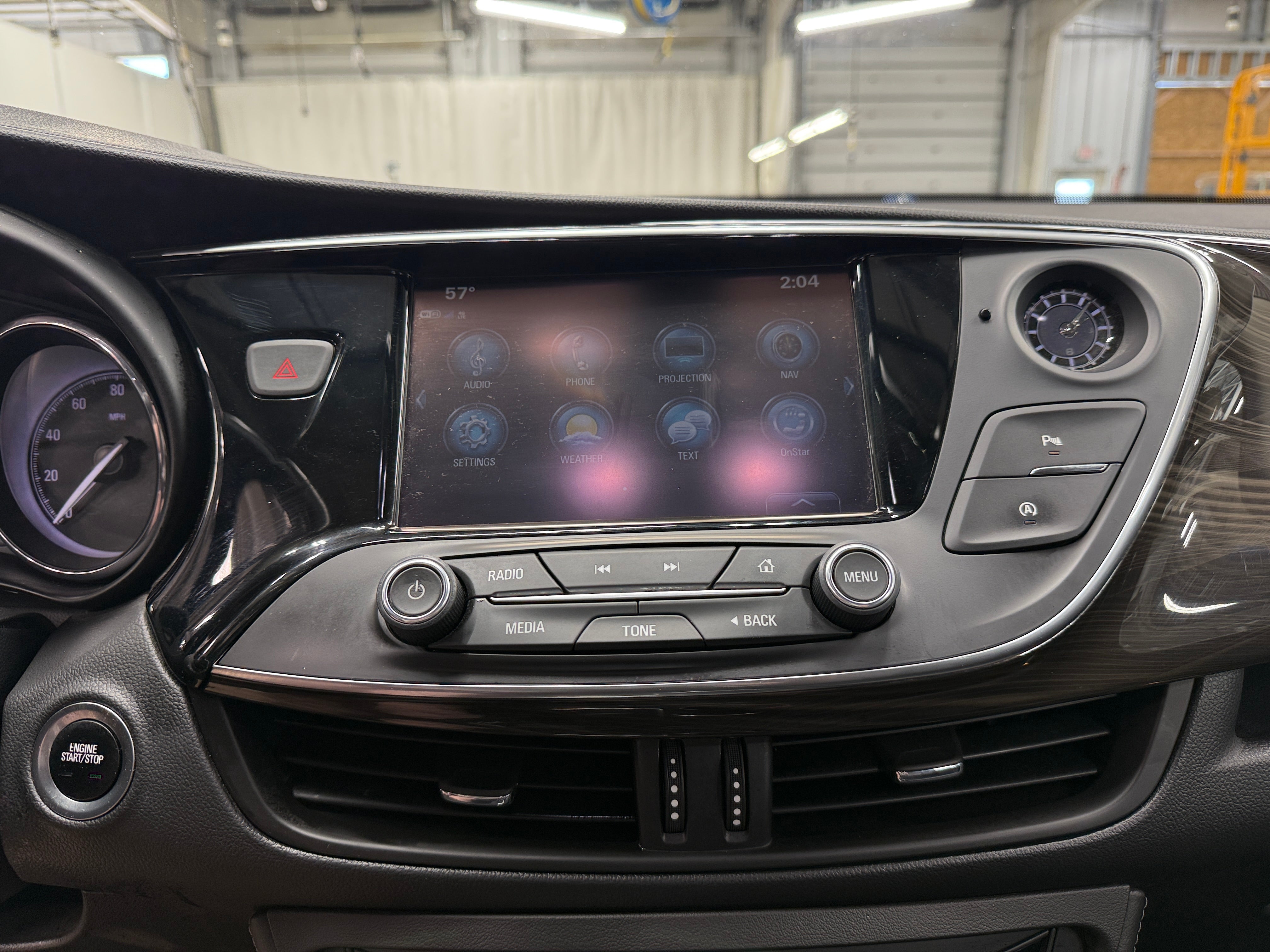 2019 Buick Envision Essence 3