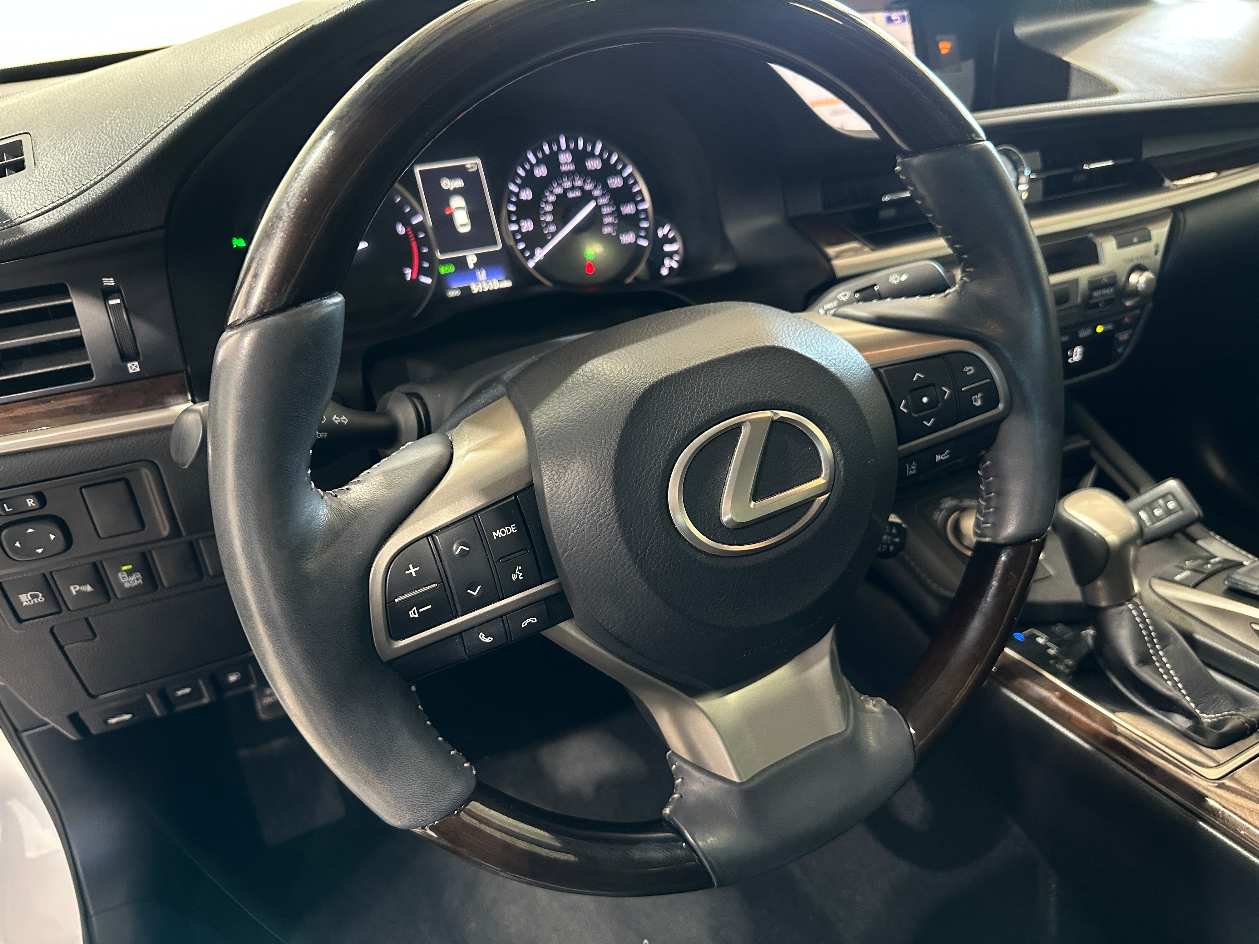 2016 Lexus ES 350 5