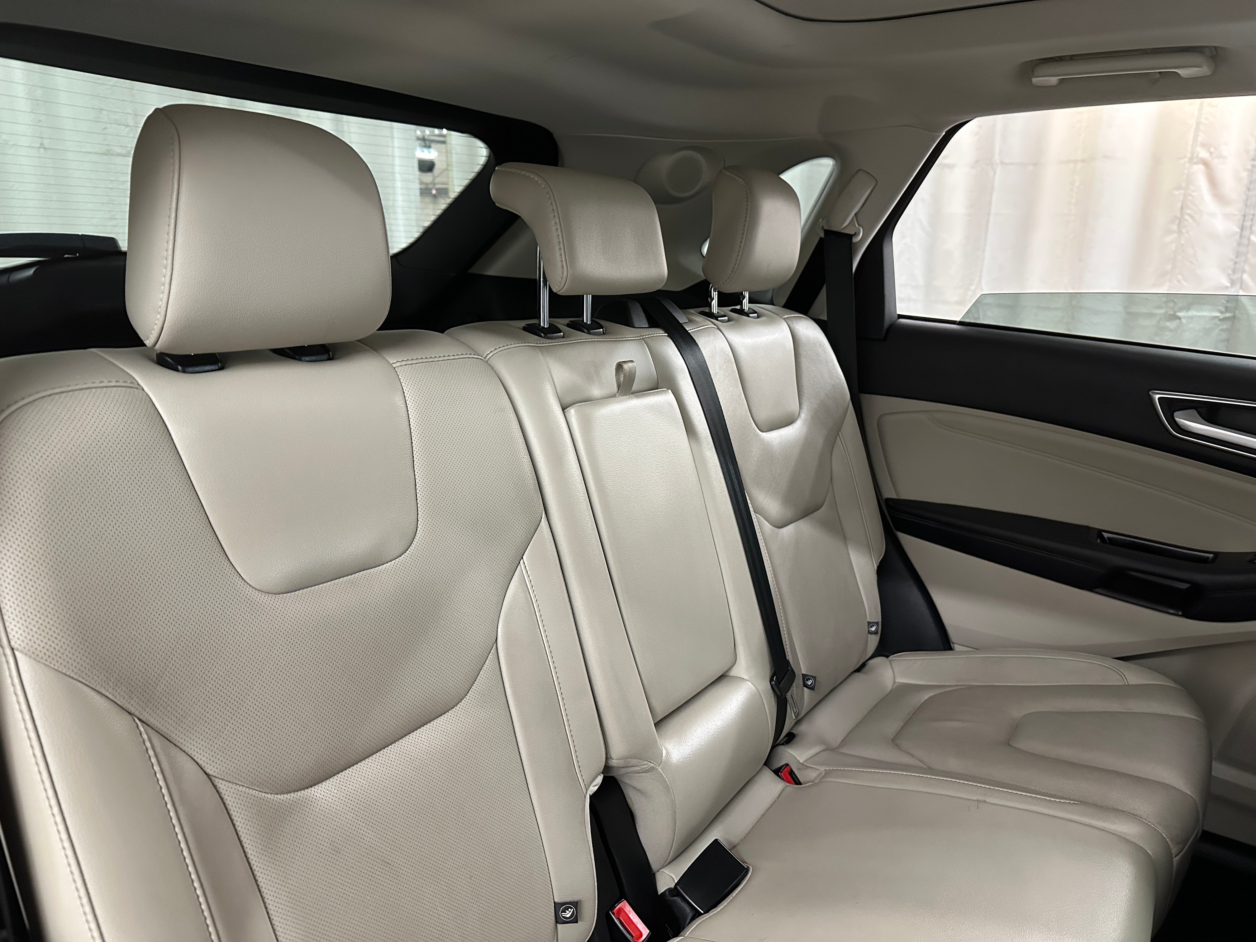 2017 Ford Edge Titanium 5