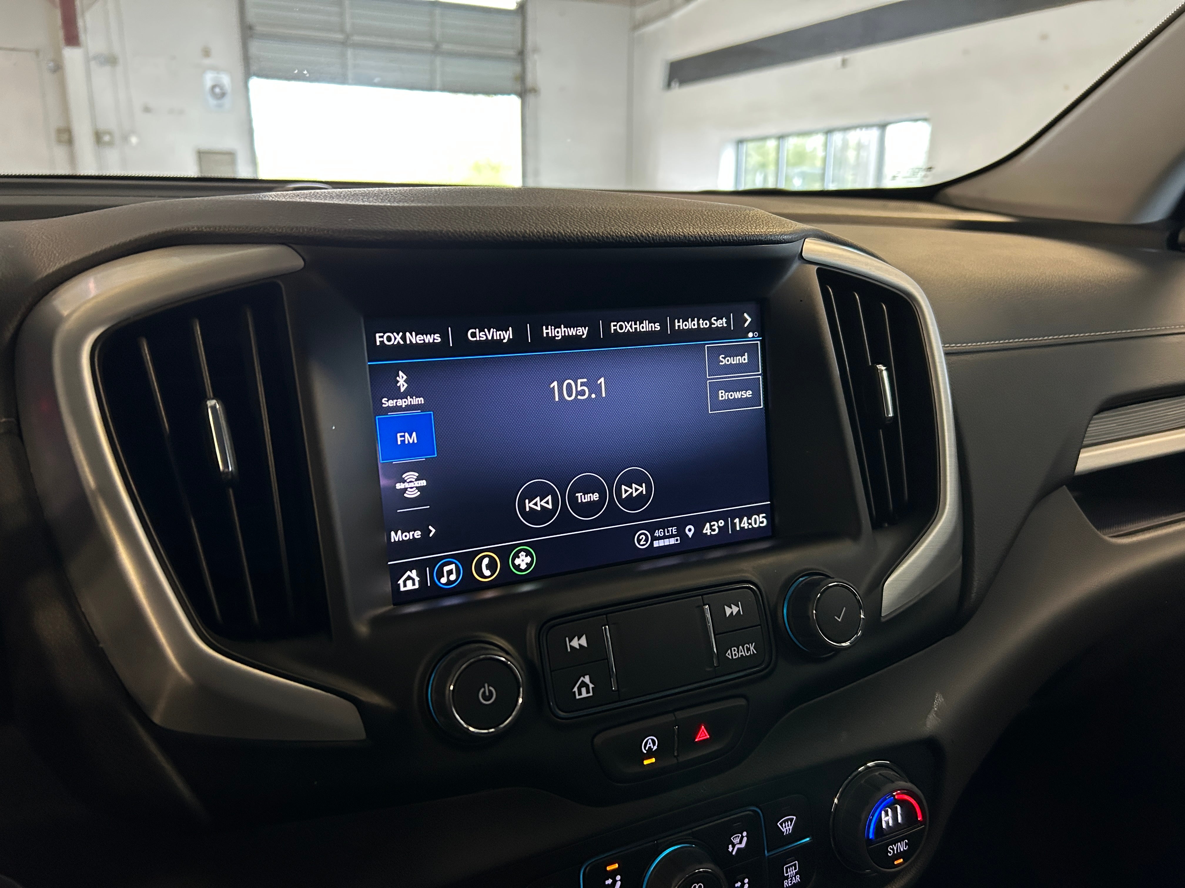 2024 GMC Terrain SLT 3