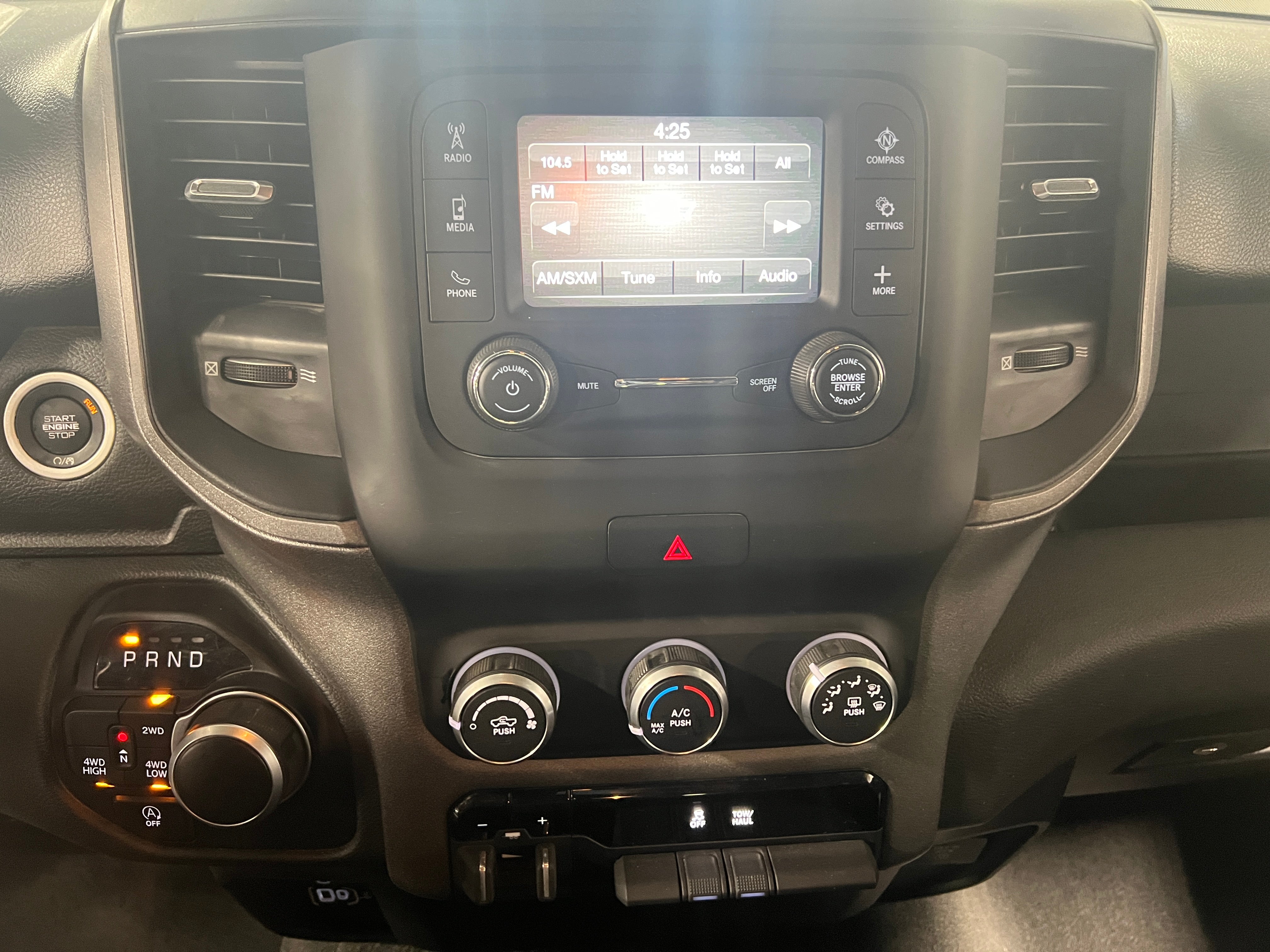 2023 RAM 1500 Tradesman 4