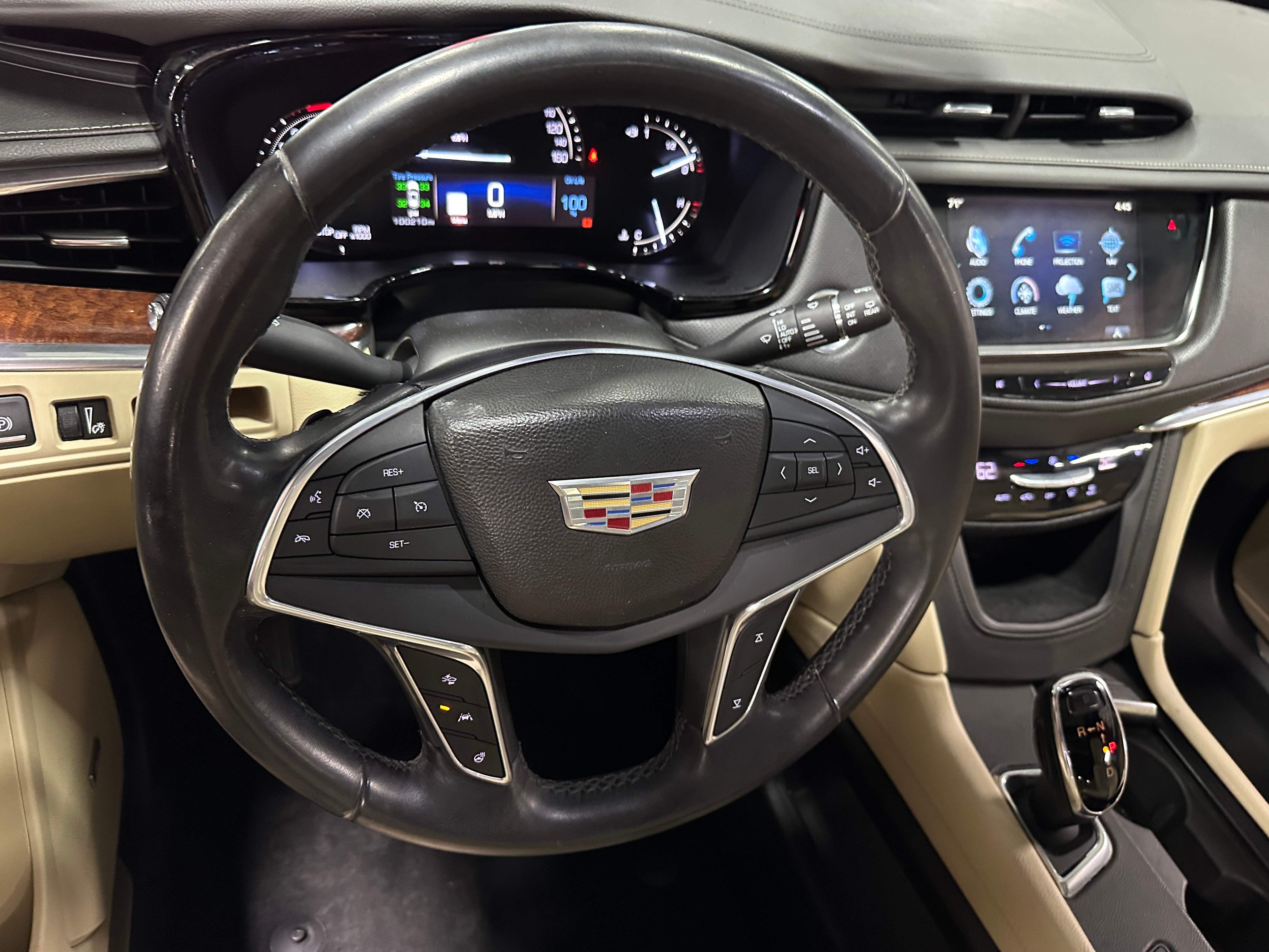 2017 Cadillac XT5 Luxury 4