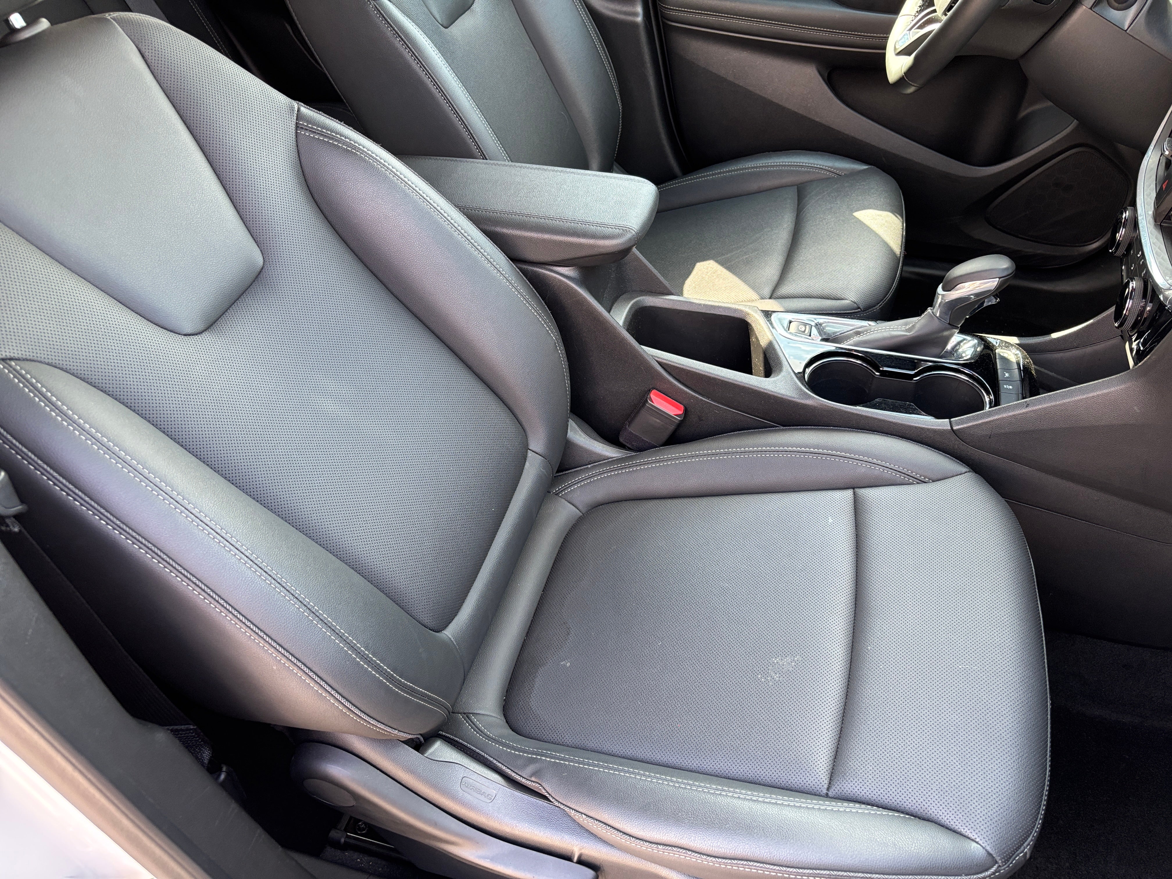 2024 Buick Encore GX Sport Touring 2