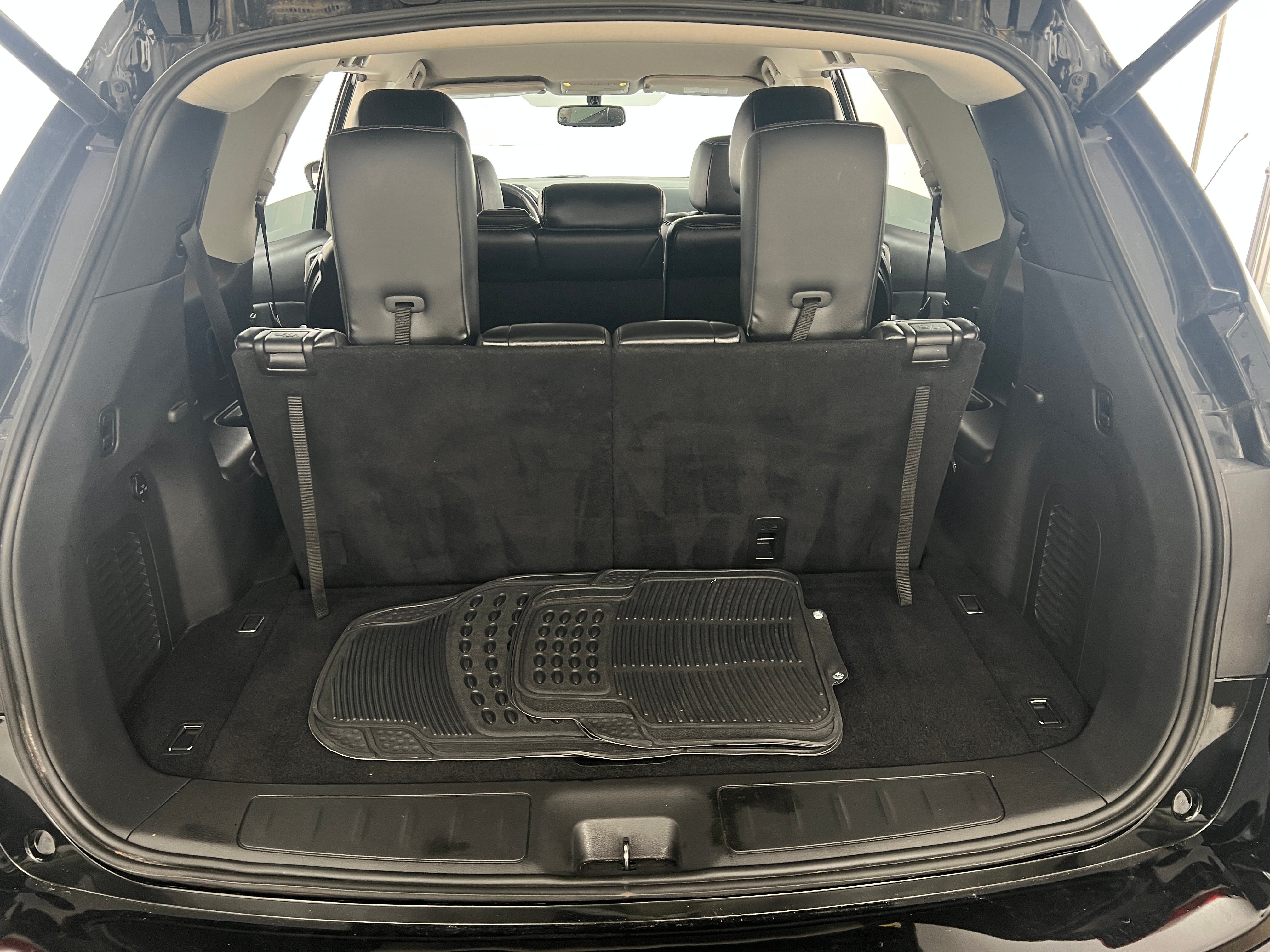 2018 Nissan Pathfinder SL 6