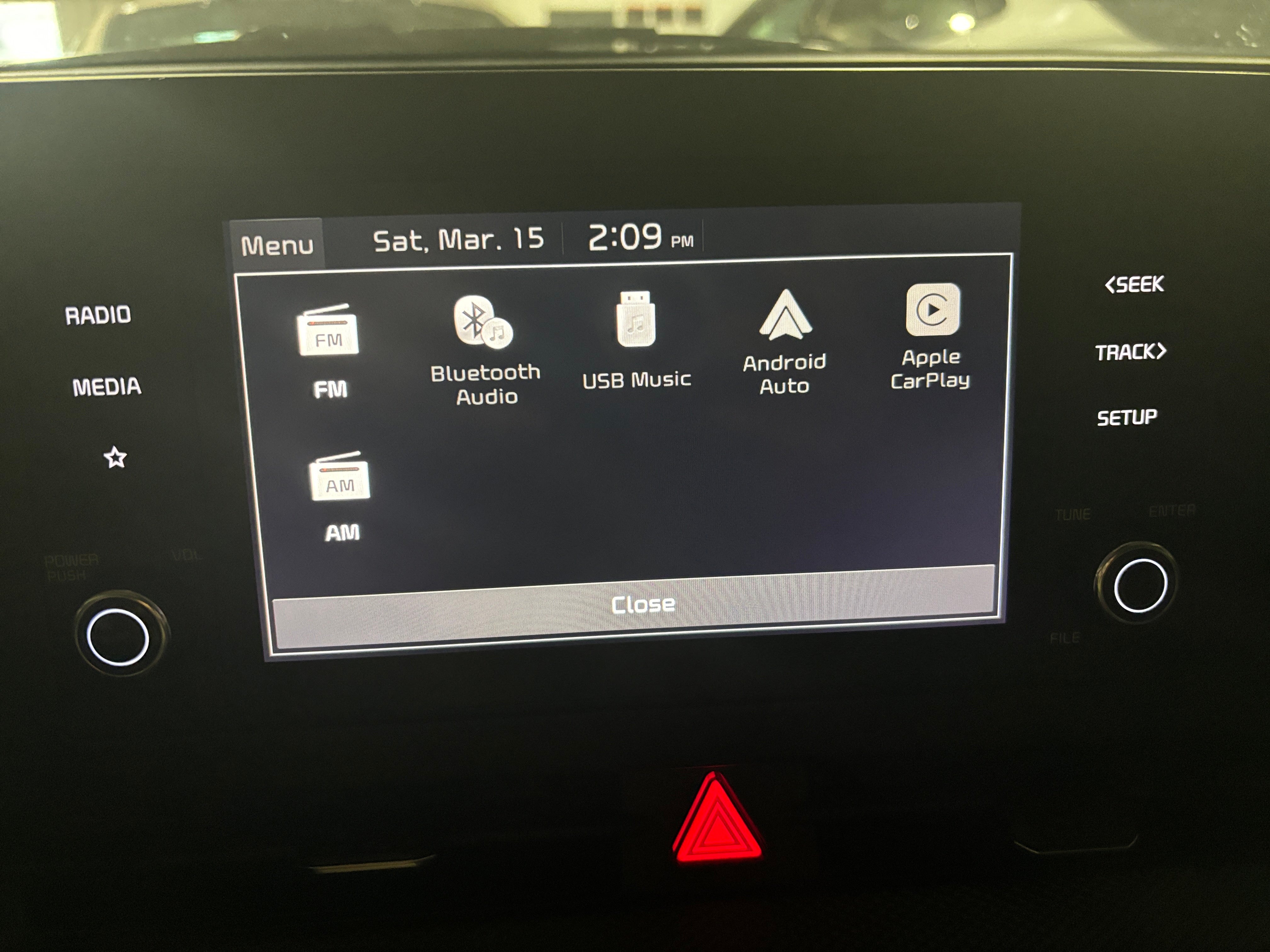 2024 Kia Sportage LX 4