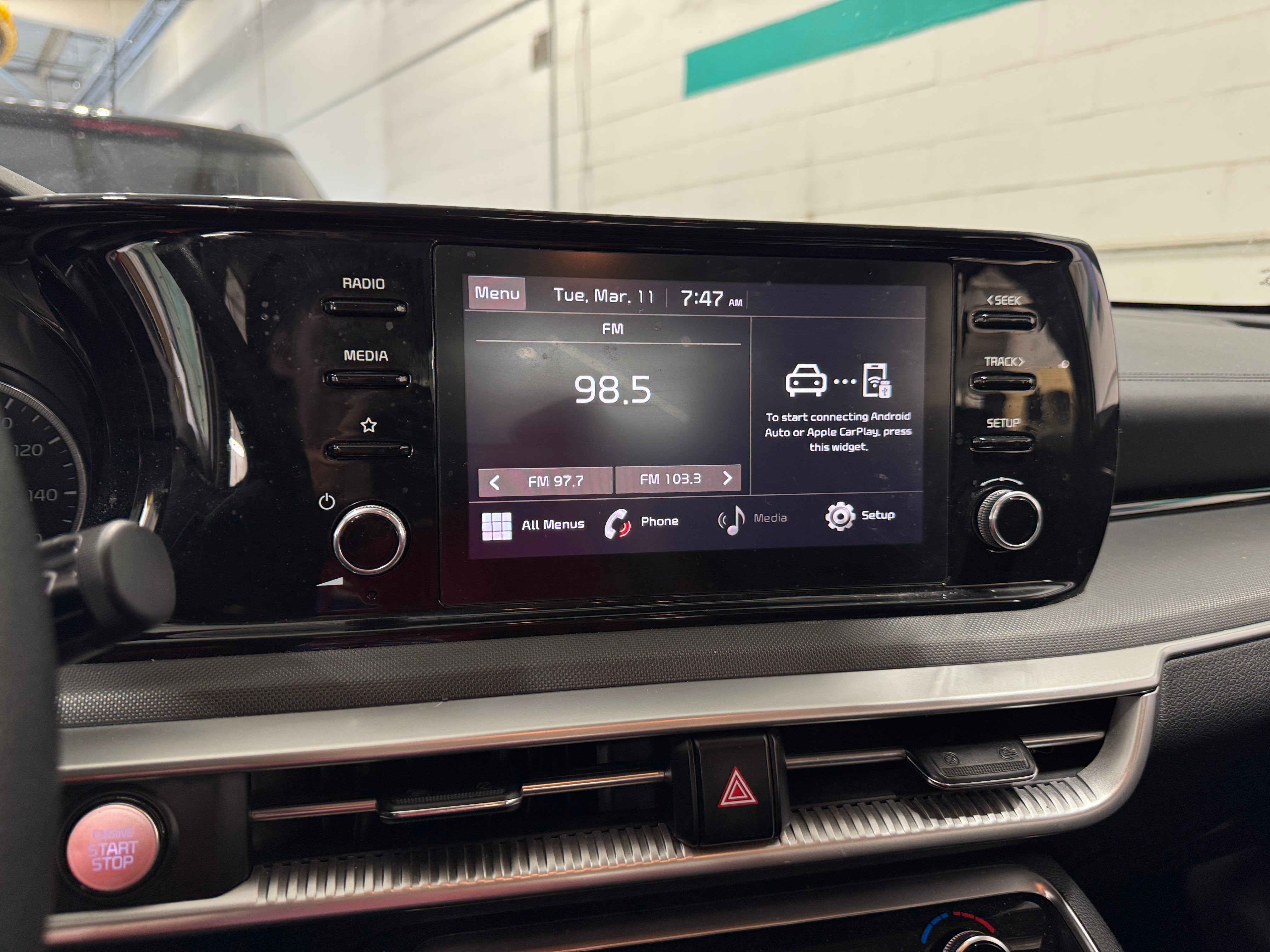 2023 Kia K5 LXS 4