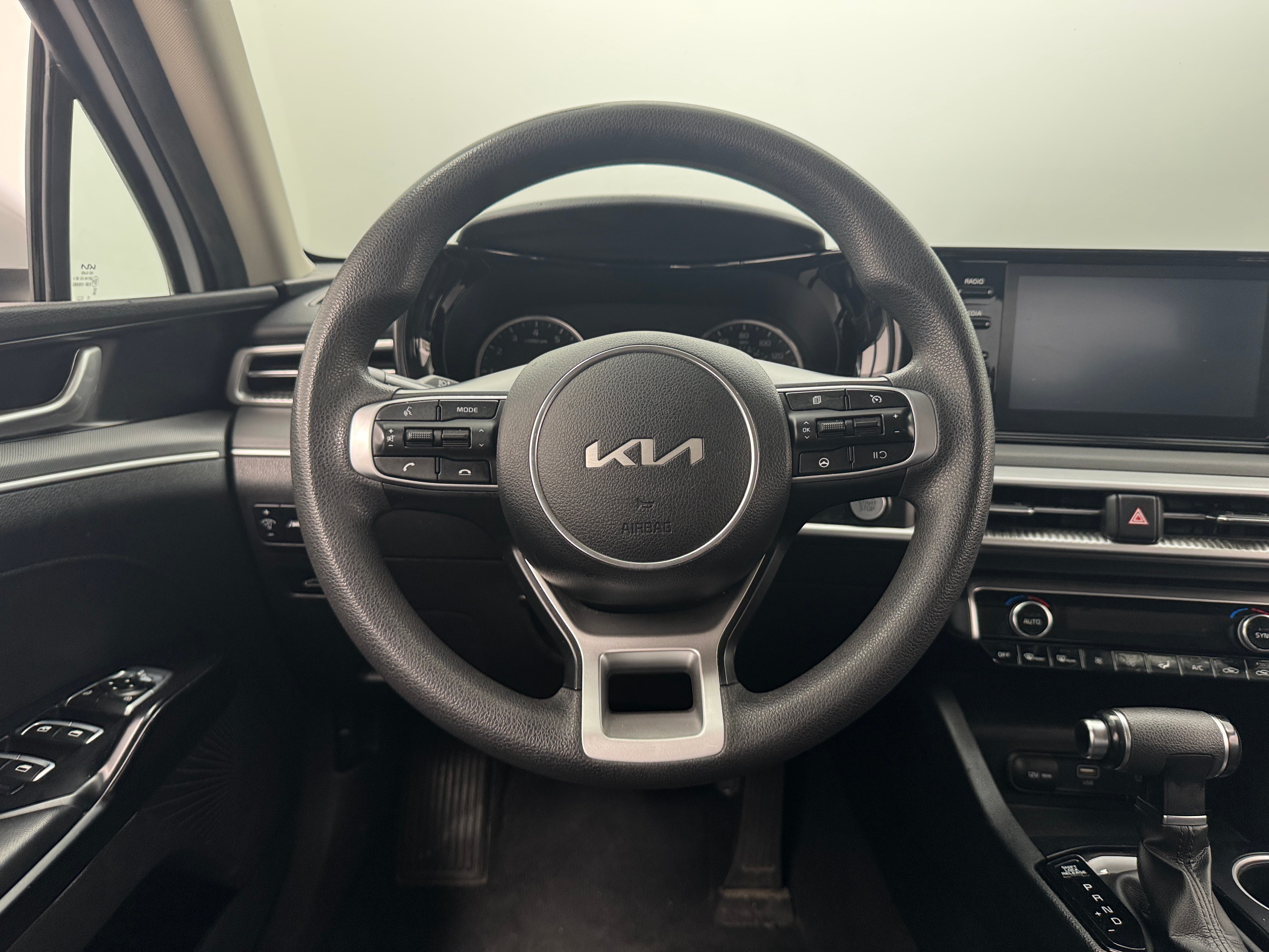 2022 Kia K5 LXS 5