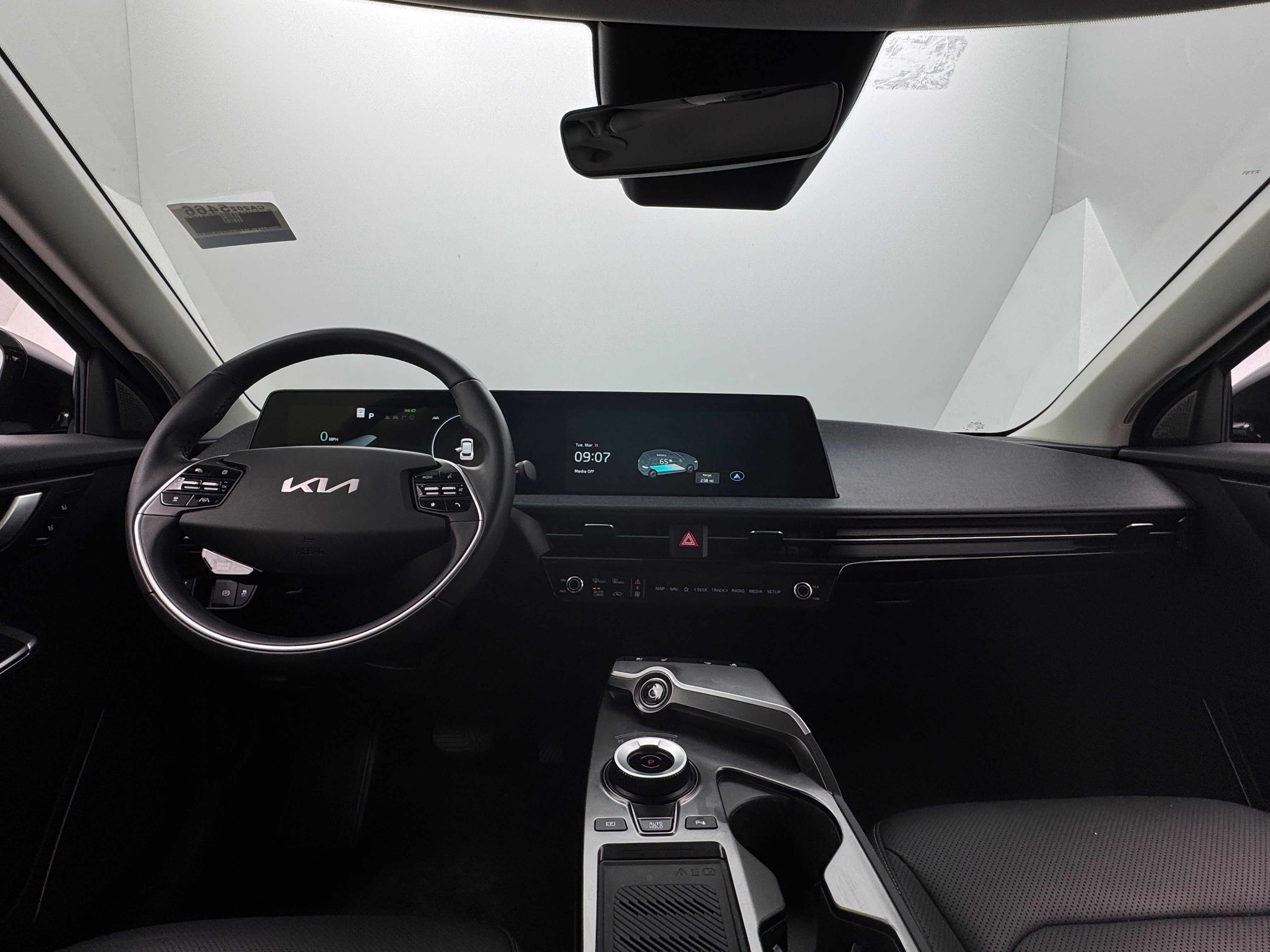 2022 Kia EV6 Wind 2