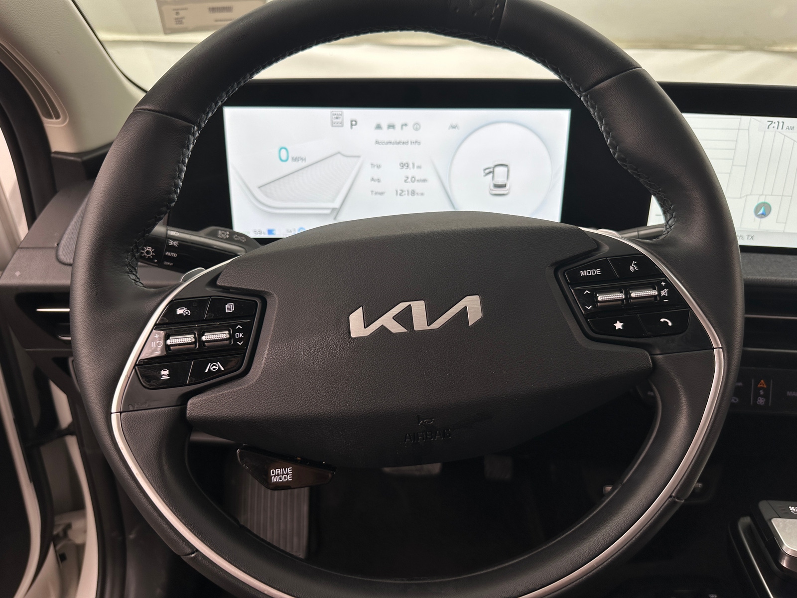 Thumbnail: 2022 Kia EV6 - 5