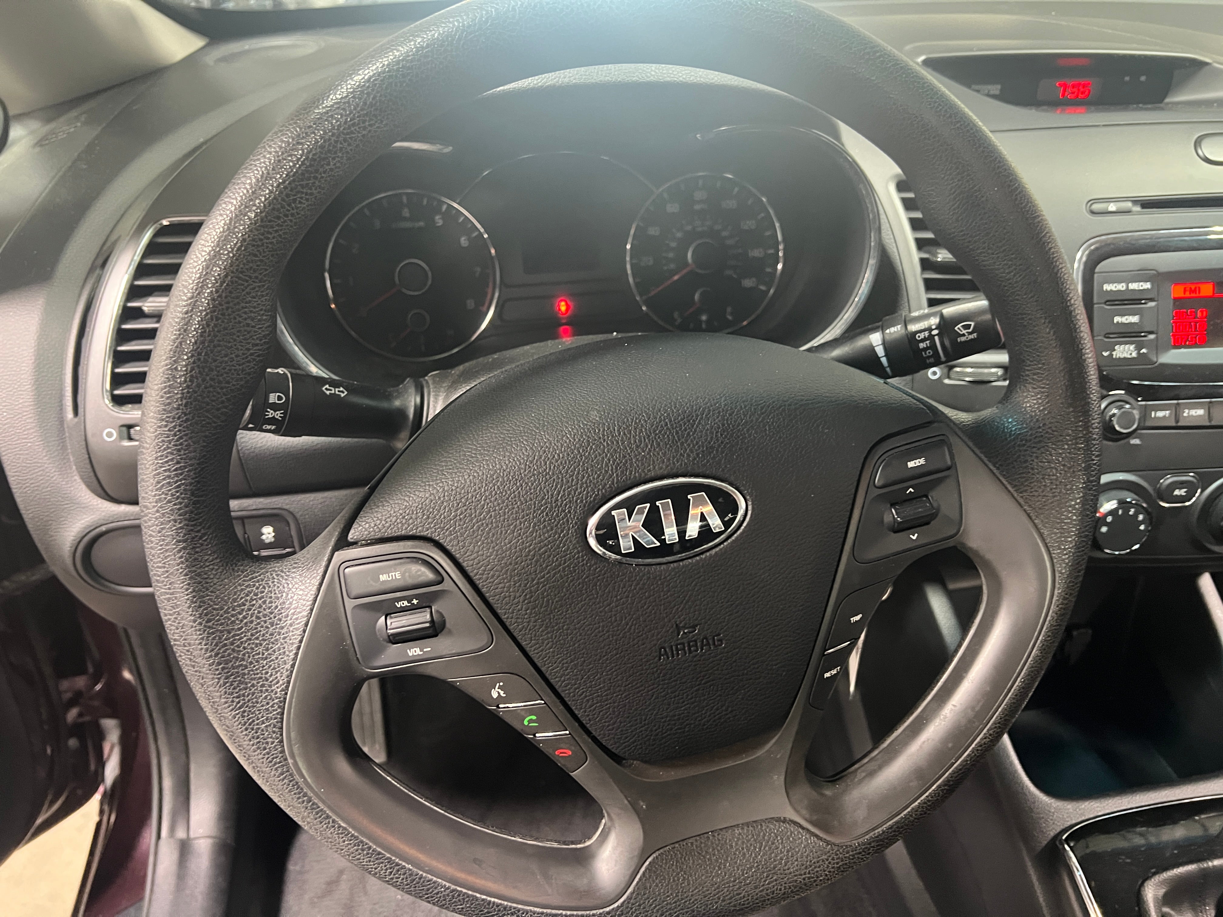 2017 Kia Forte LX 5