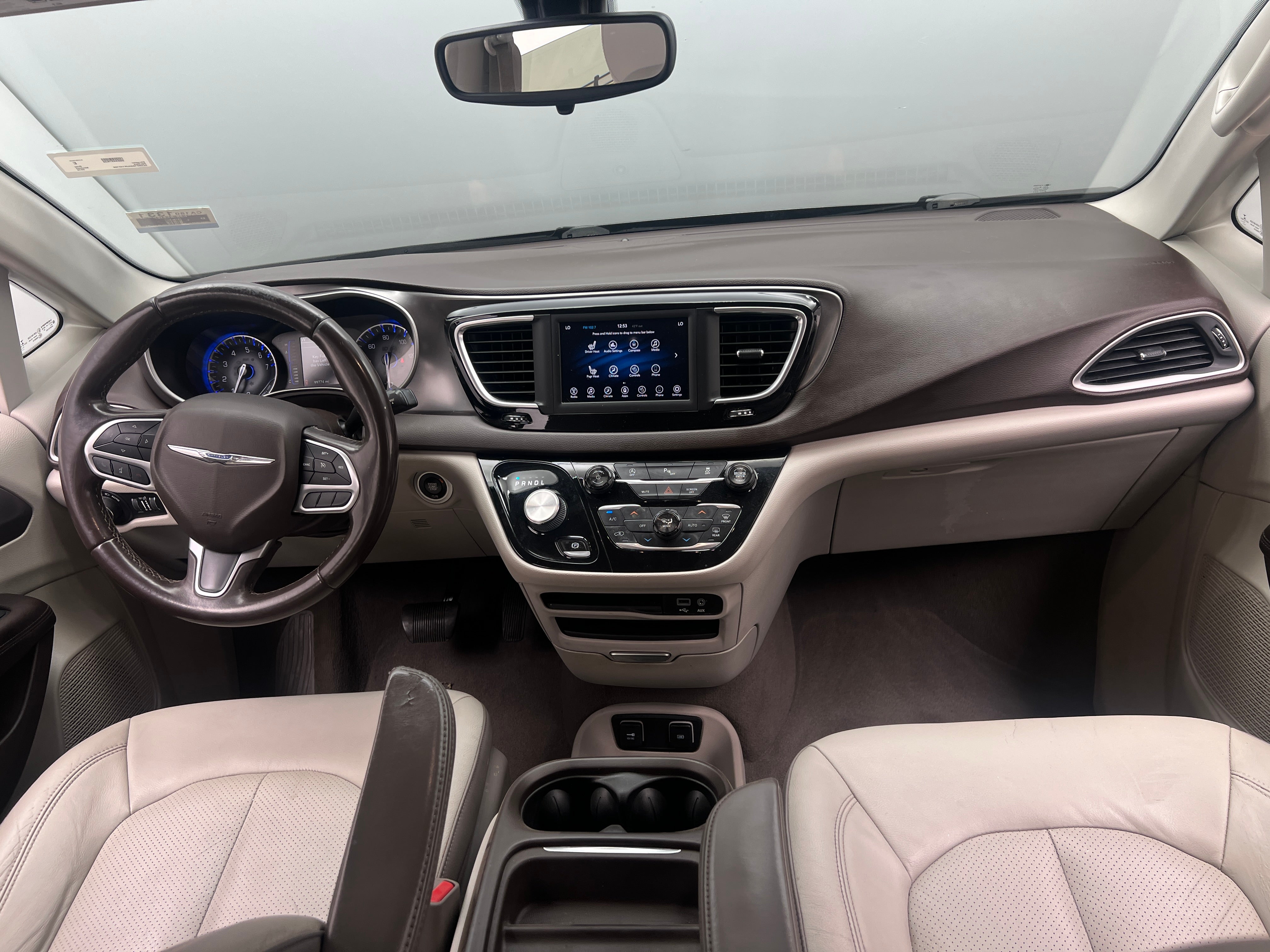 2018 Chrysler Pacifica Touring L 2