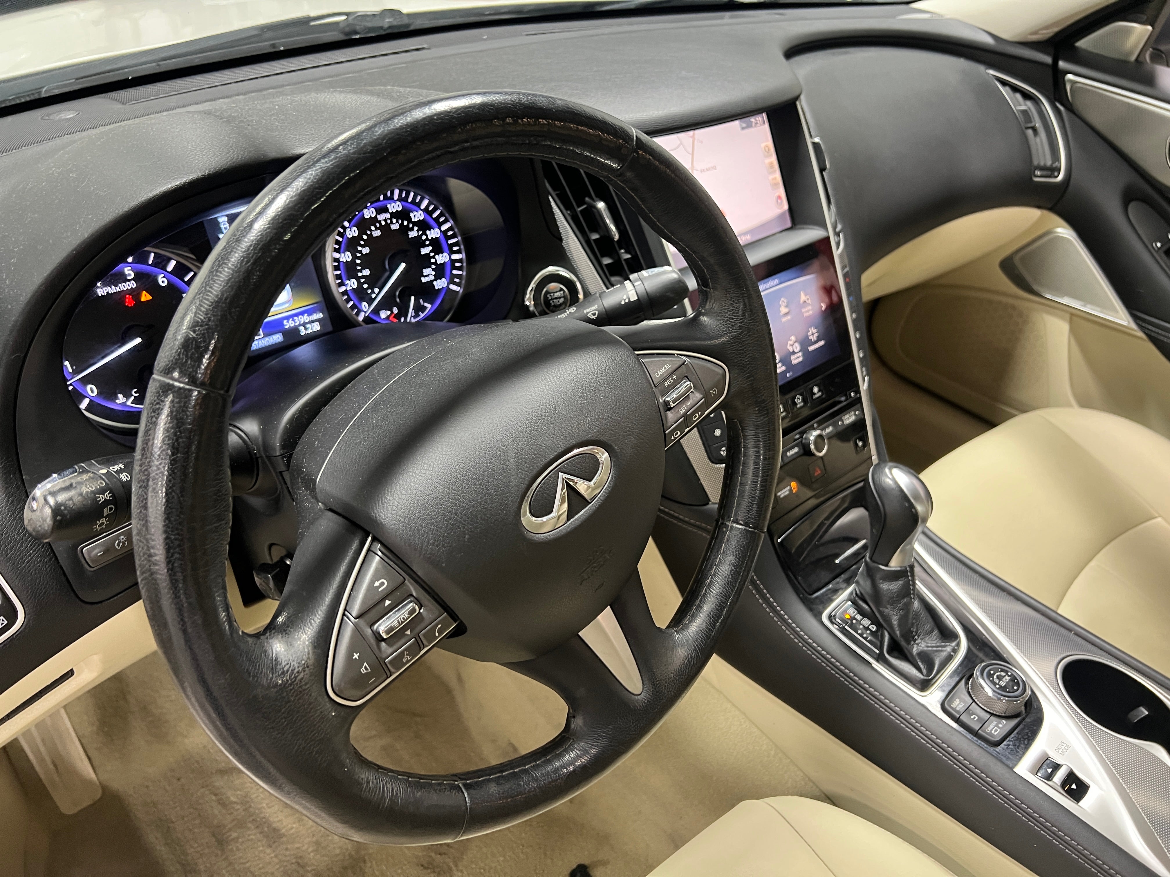 2017 INFINITI Q50 Premium 2