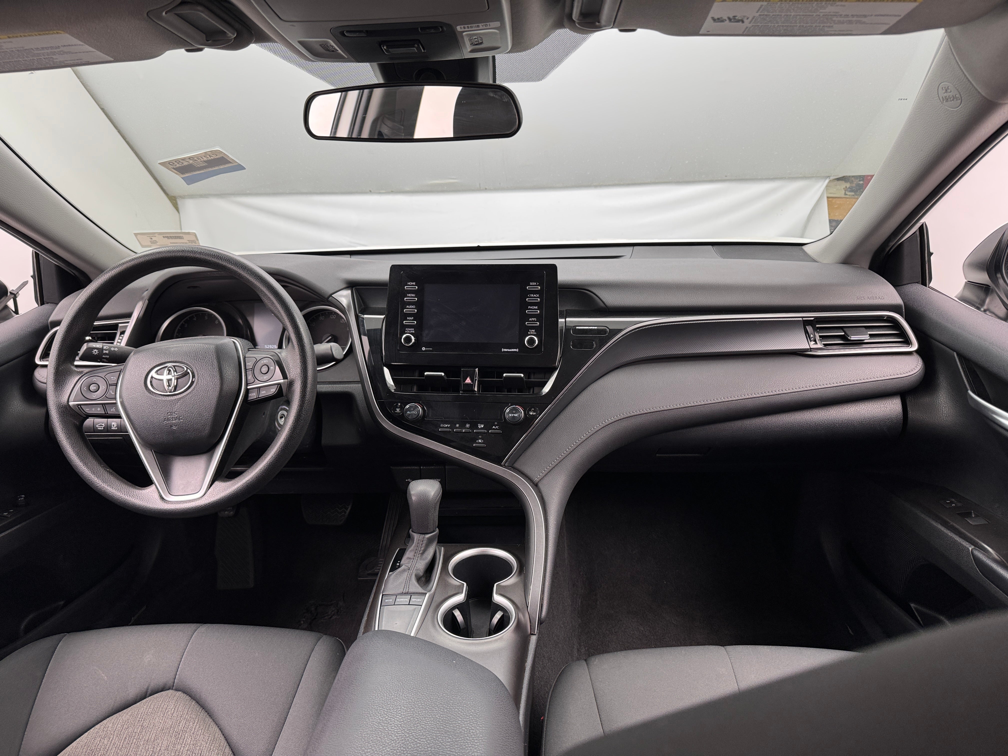 2023 Toyota Camry LE 3