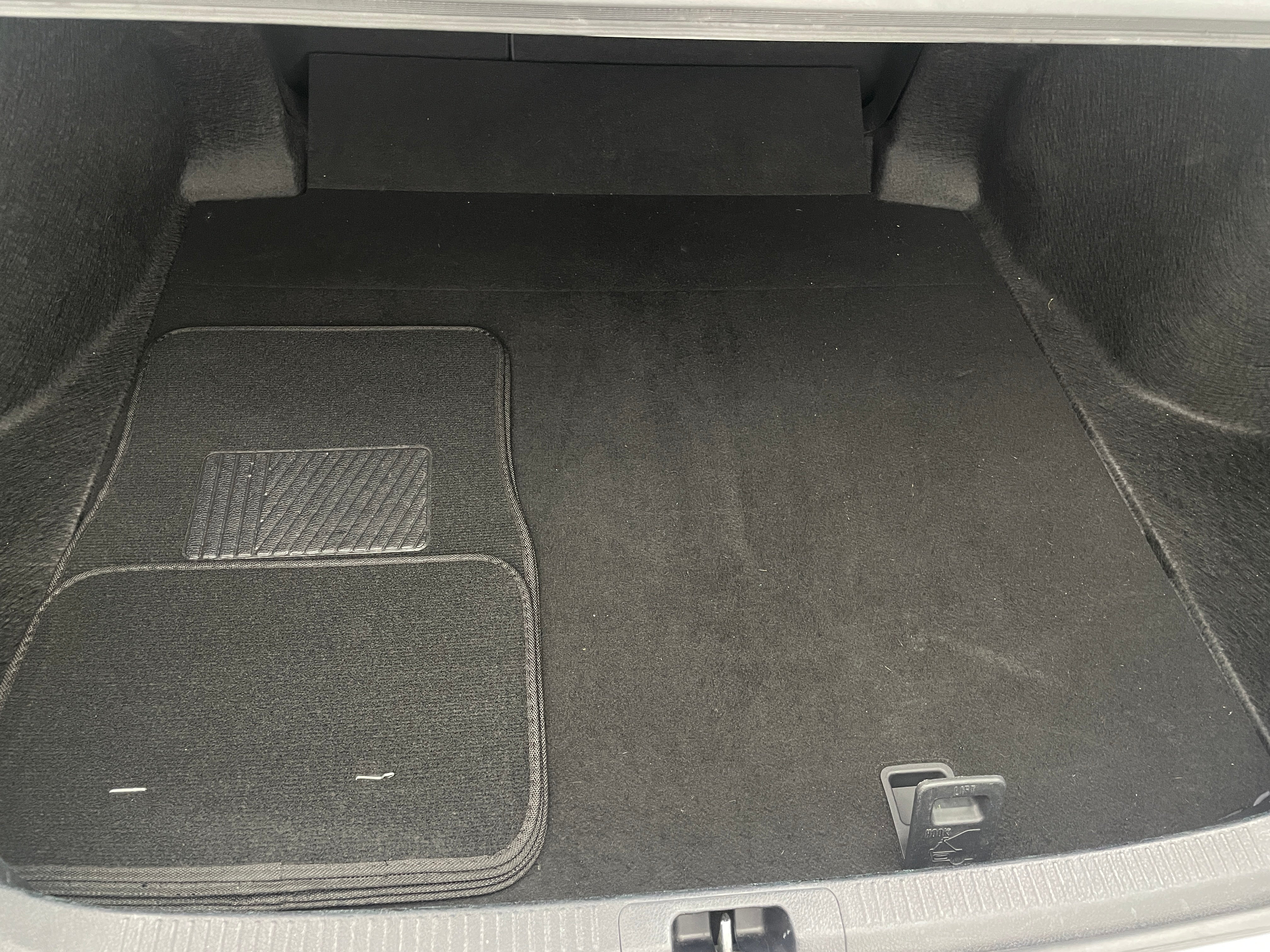 2023 Toyota Camry LE 7