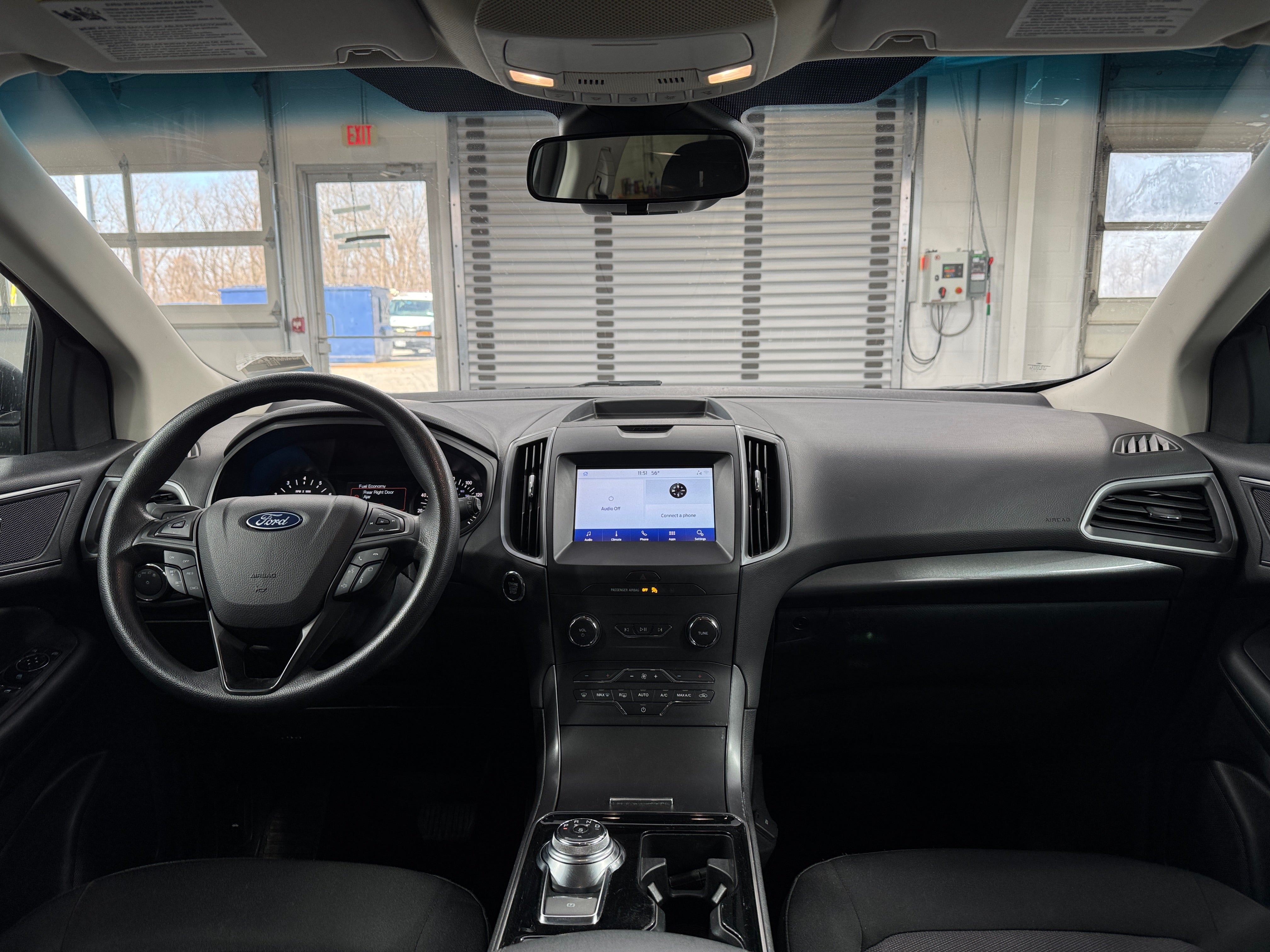 2020 Ford Edge SE 3
