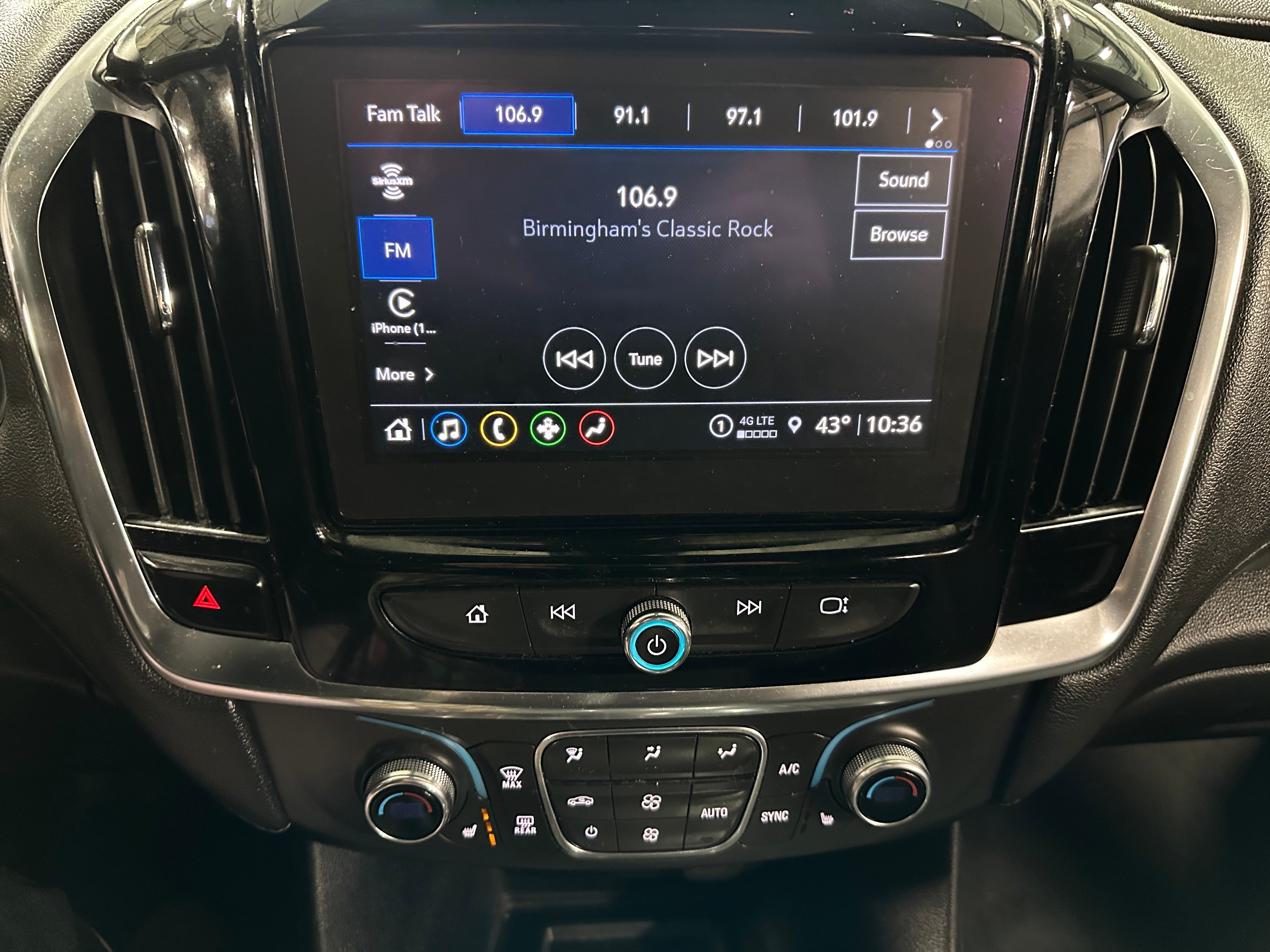 2023 Chevrolet Traverse LT 4
