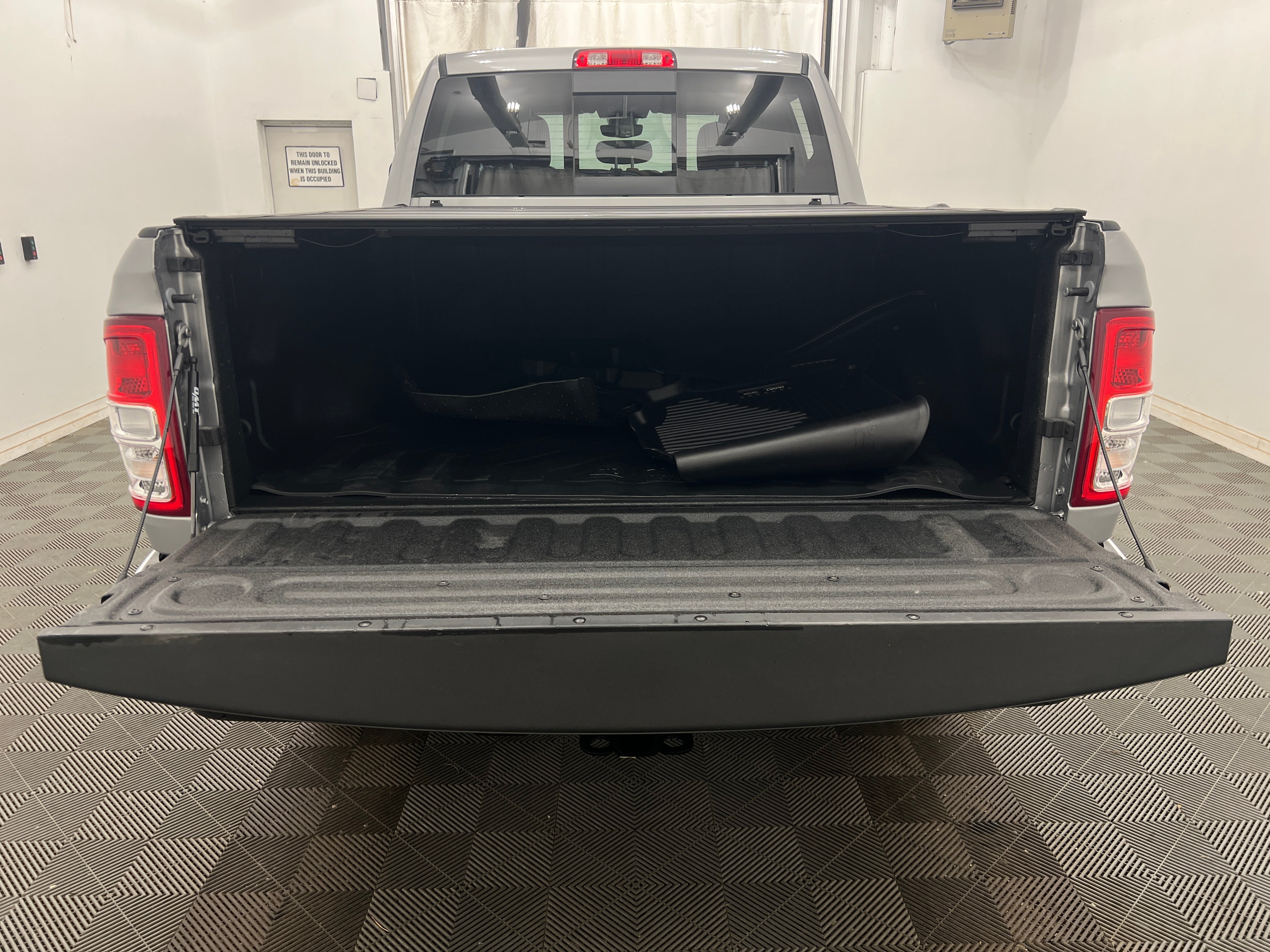 2022 RAM 2500 Tradesman 7