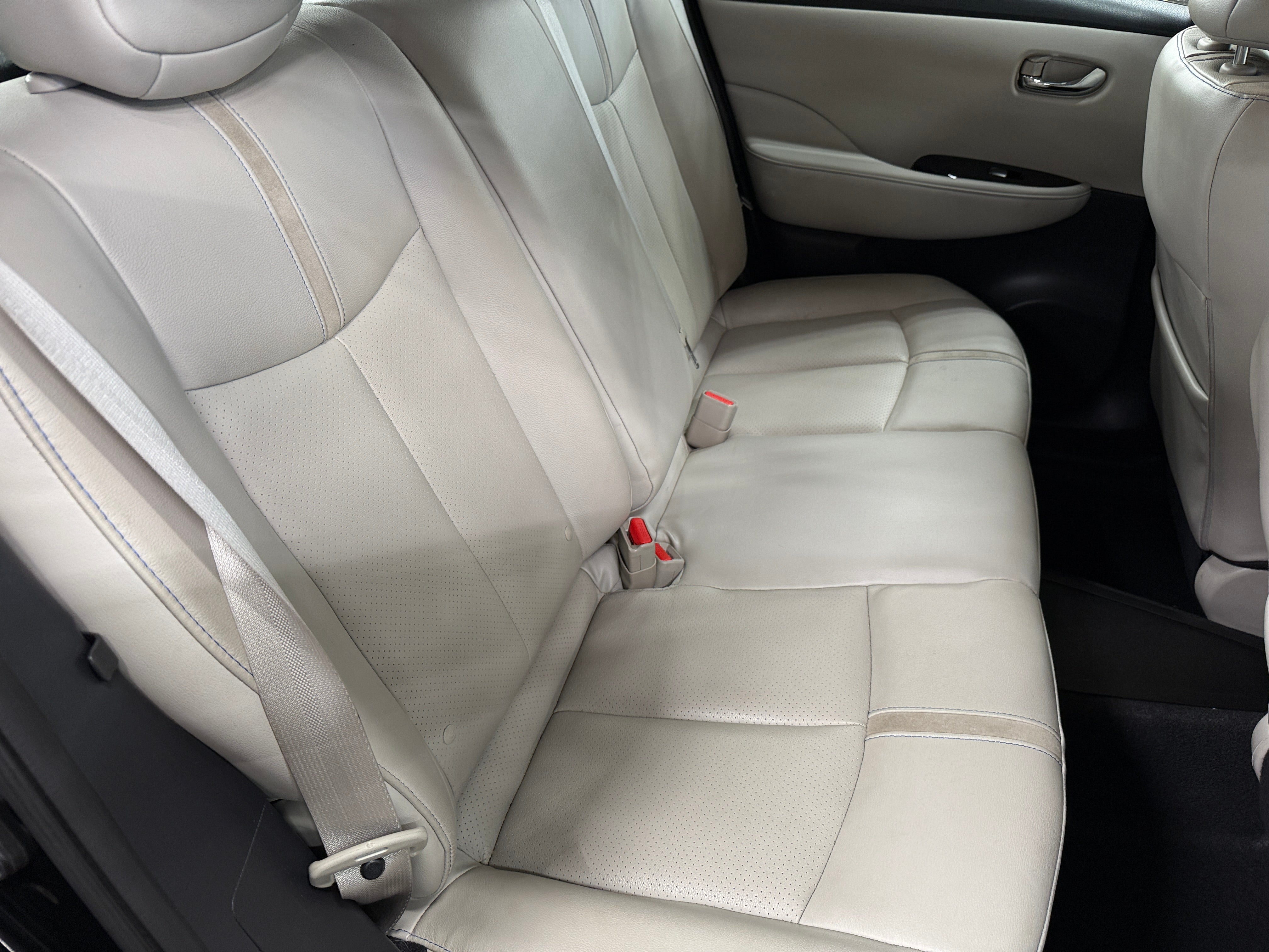 2019 Nissan Leaf SL 5