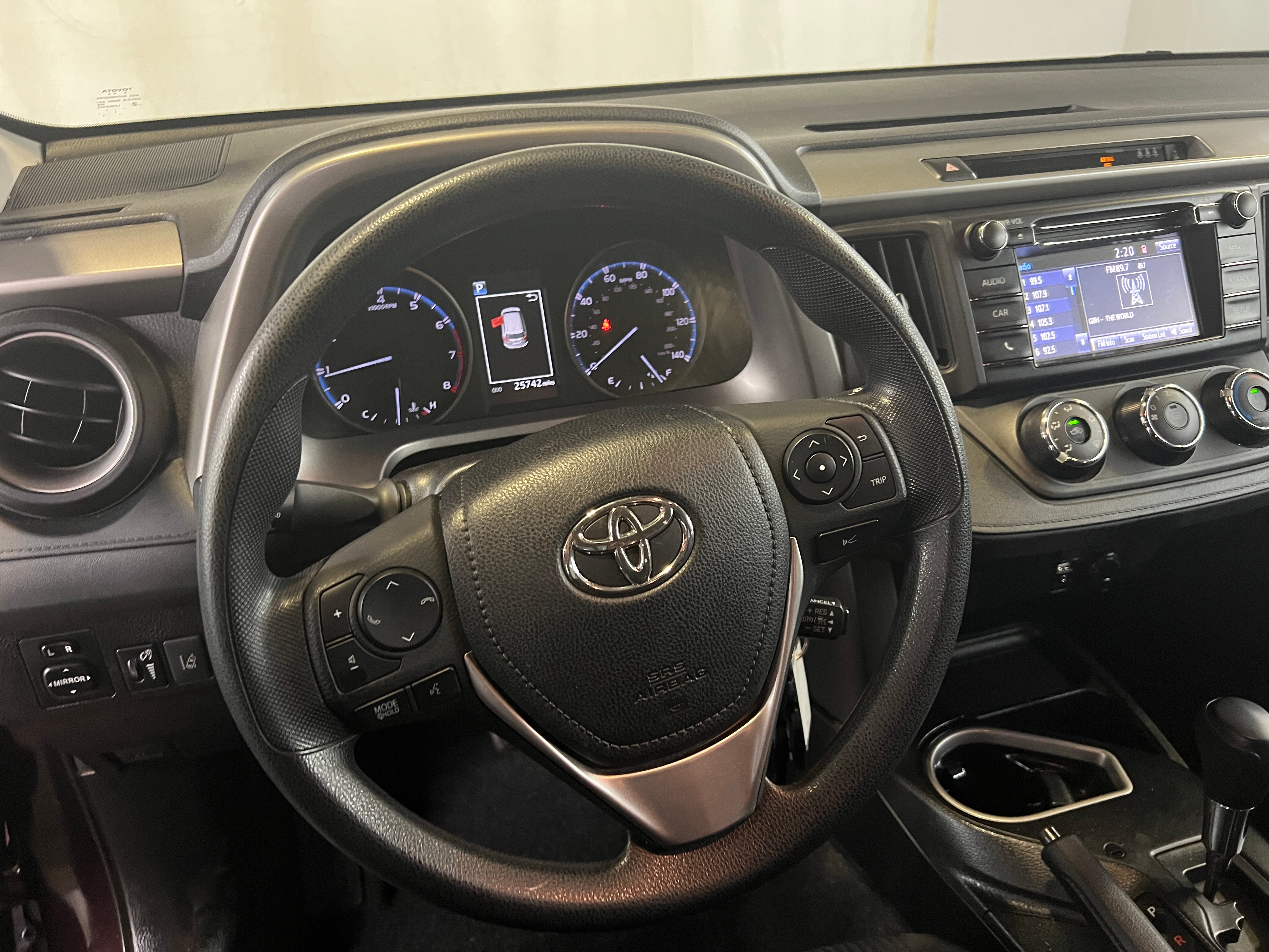 2018 Toyota RAV4 LE 5