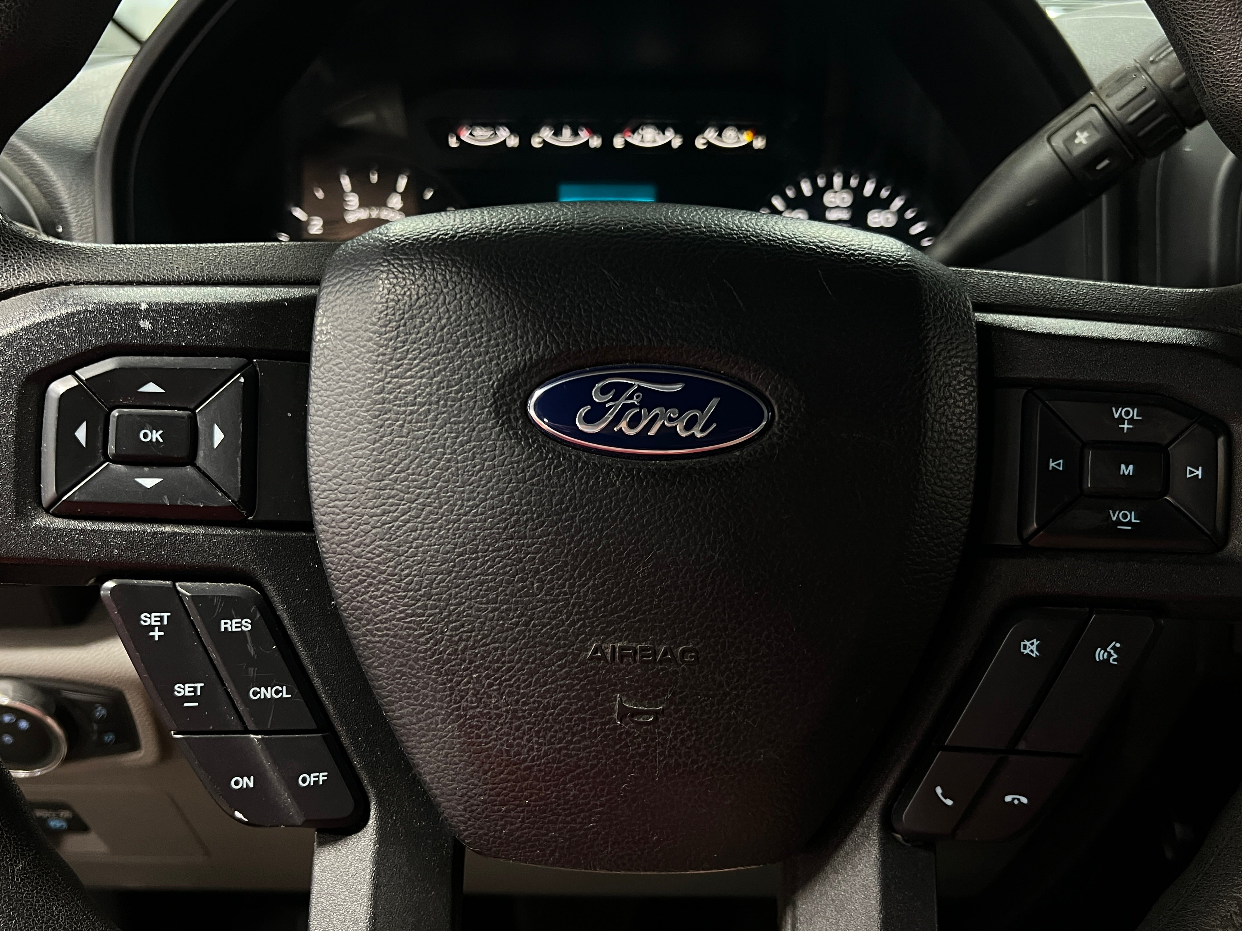 2019 Ford Econoline E-150 5