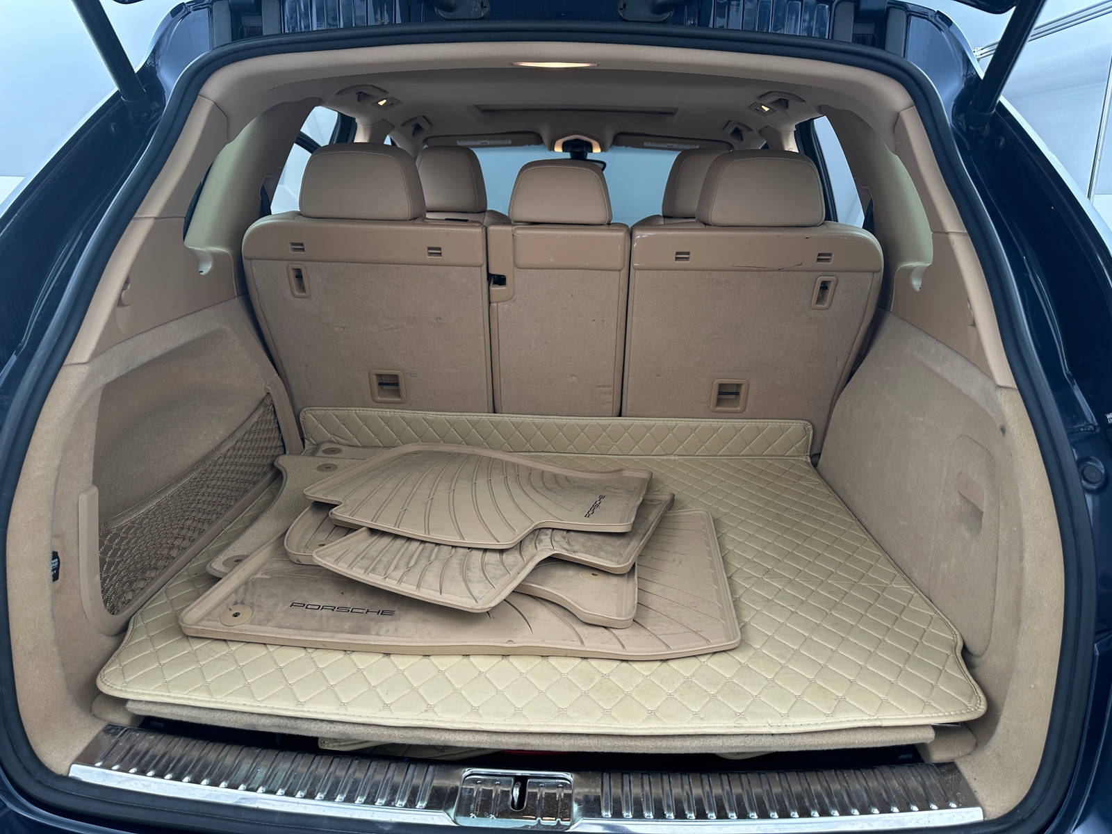 Thumbnail: 2012 Porsche Cayenne - 6